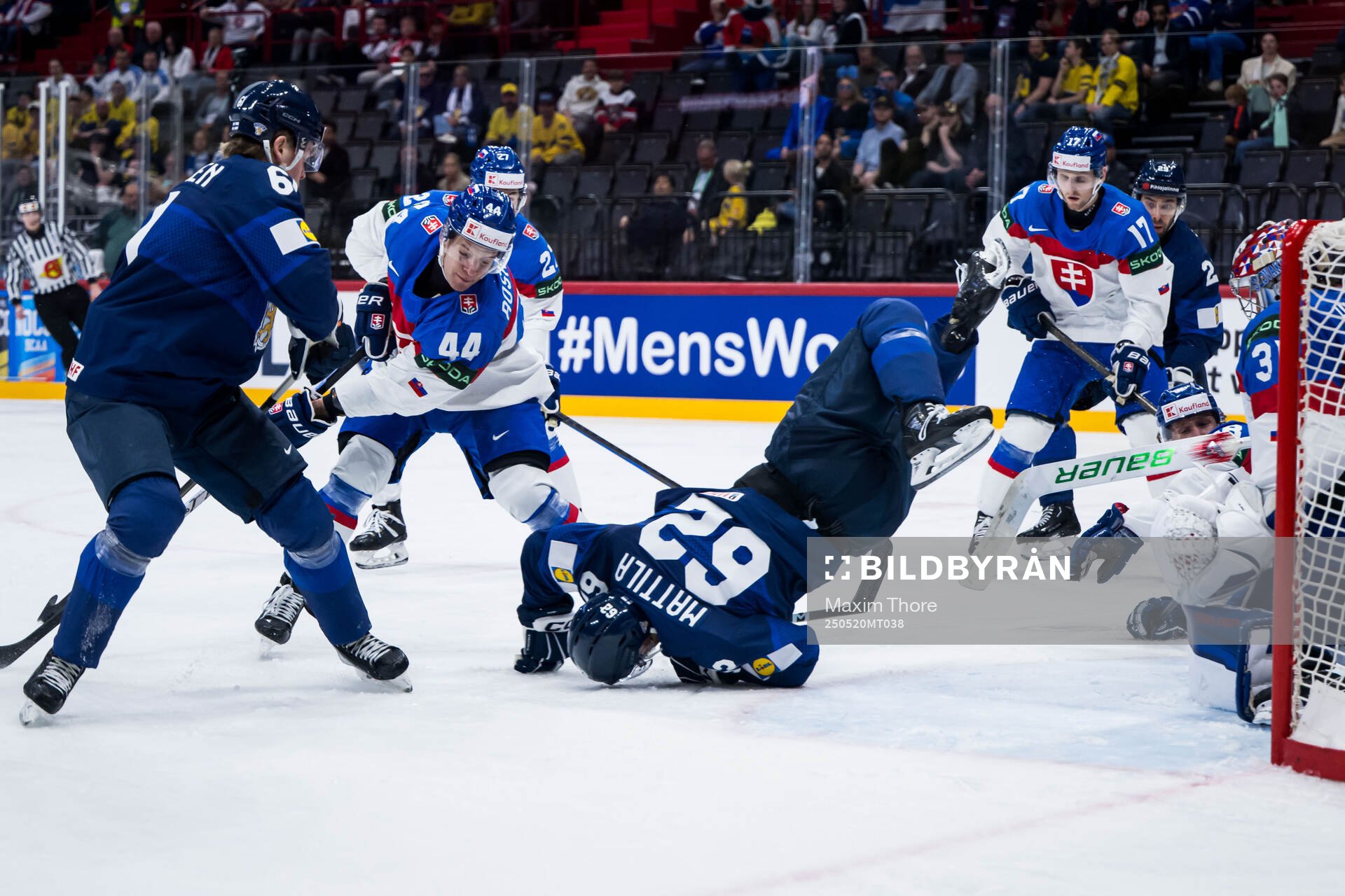 Mislav Rosandic of Slovakia and Juuso Parssinen of Finland