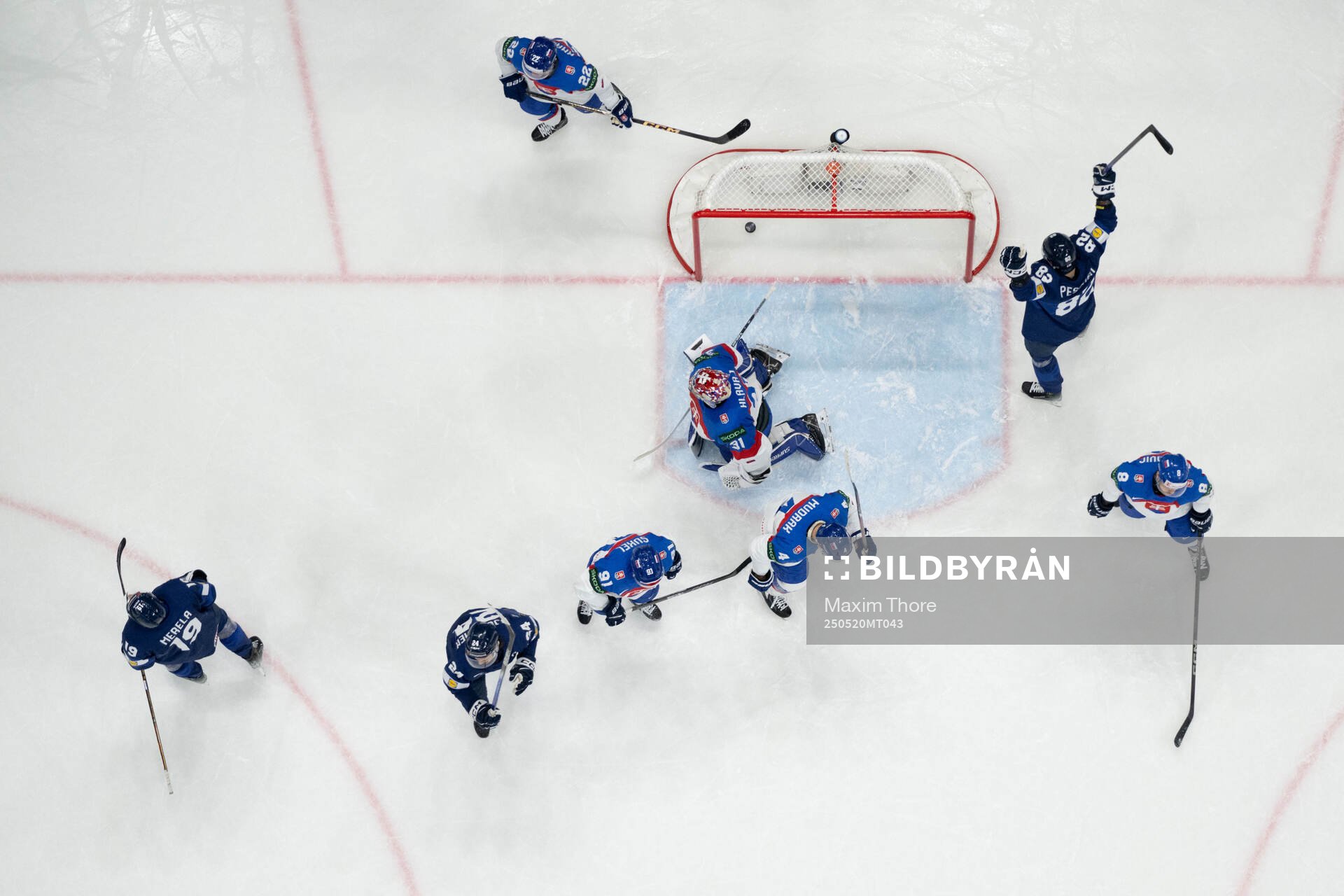Waltteri Merelä of Finland celebrates with Hannes