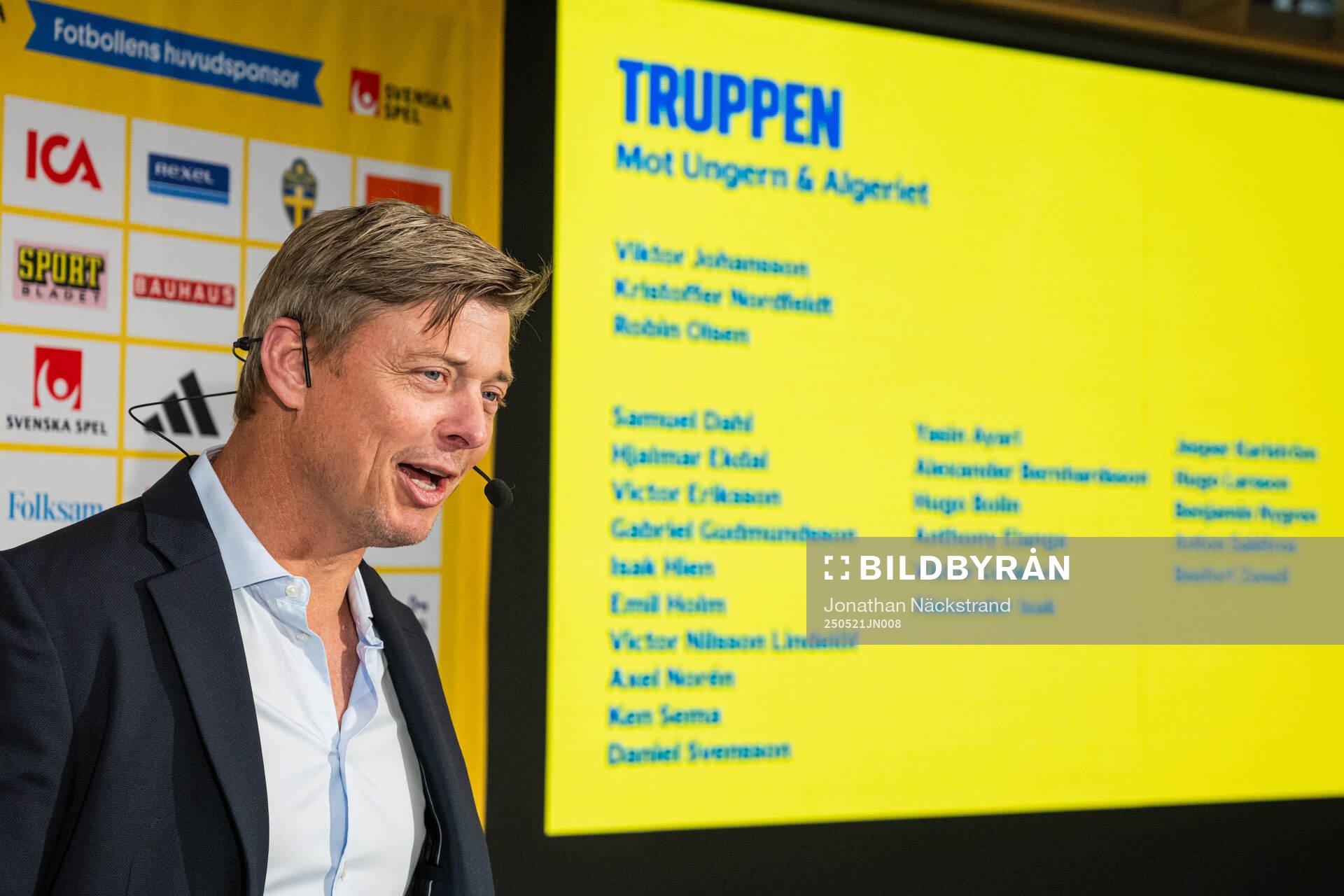 Jon Dahl Tomasson, head coach of the Swedish men's national football team during a press conference on May 21, 2025 in Stockholm. 