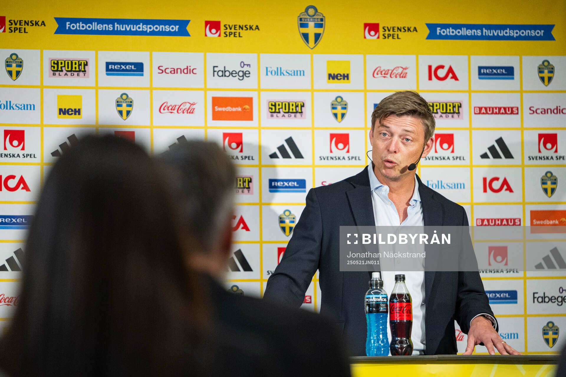 Jon Dahl Tomasson, head coach of the Swedish men's national football team during a press conference on May 21, 2025 in Stockholm. 