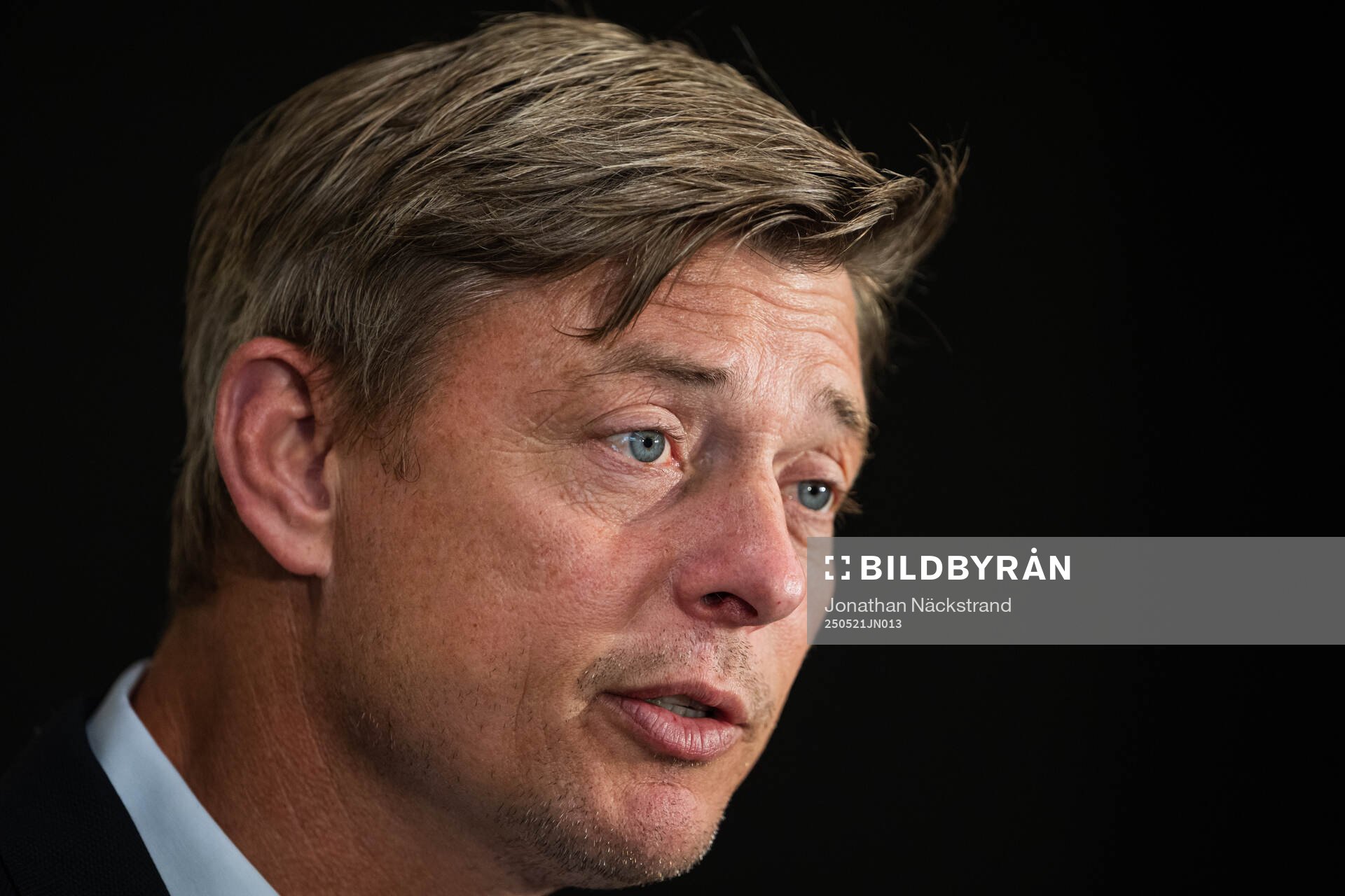 Jon Dahl Tomasson, head coach of the Swedish men's national football team during a press conference on May 21, 2025 in Stockholm. 