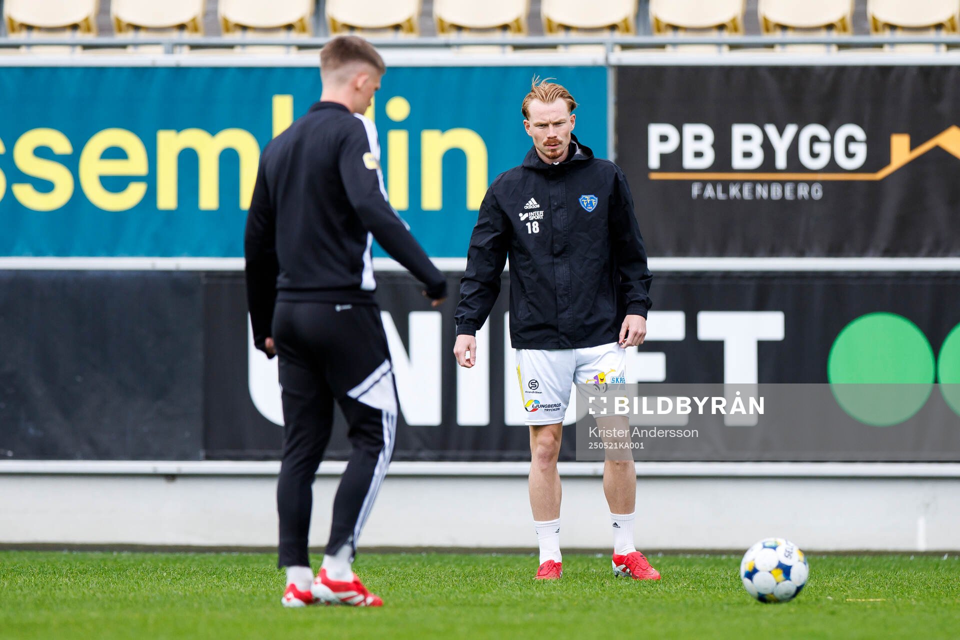Falkenbergs Linus Borgström inför fotbollsmatchen i Superettan mellan Falkenberg och Trelleborg den 21 maj 2025 i Falkenberg. 