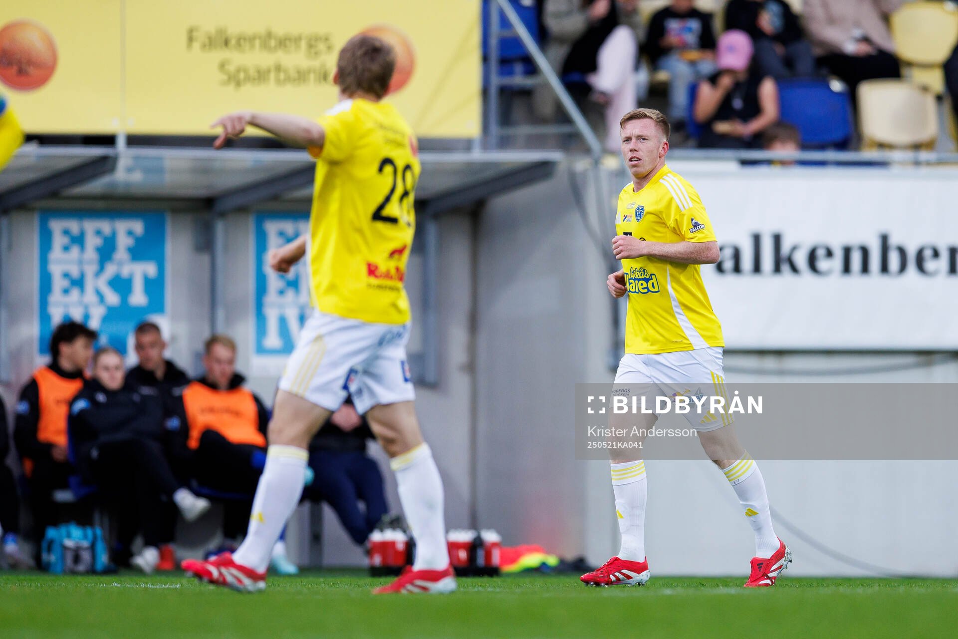 Falkenbergs Lucas Sibelius under fotbollsmatchen i Superettan mellan Falkenberg och Trelleborg den 21 maj 2025 i Falkenberg. 