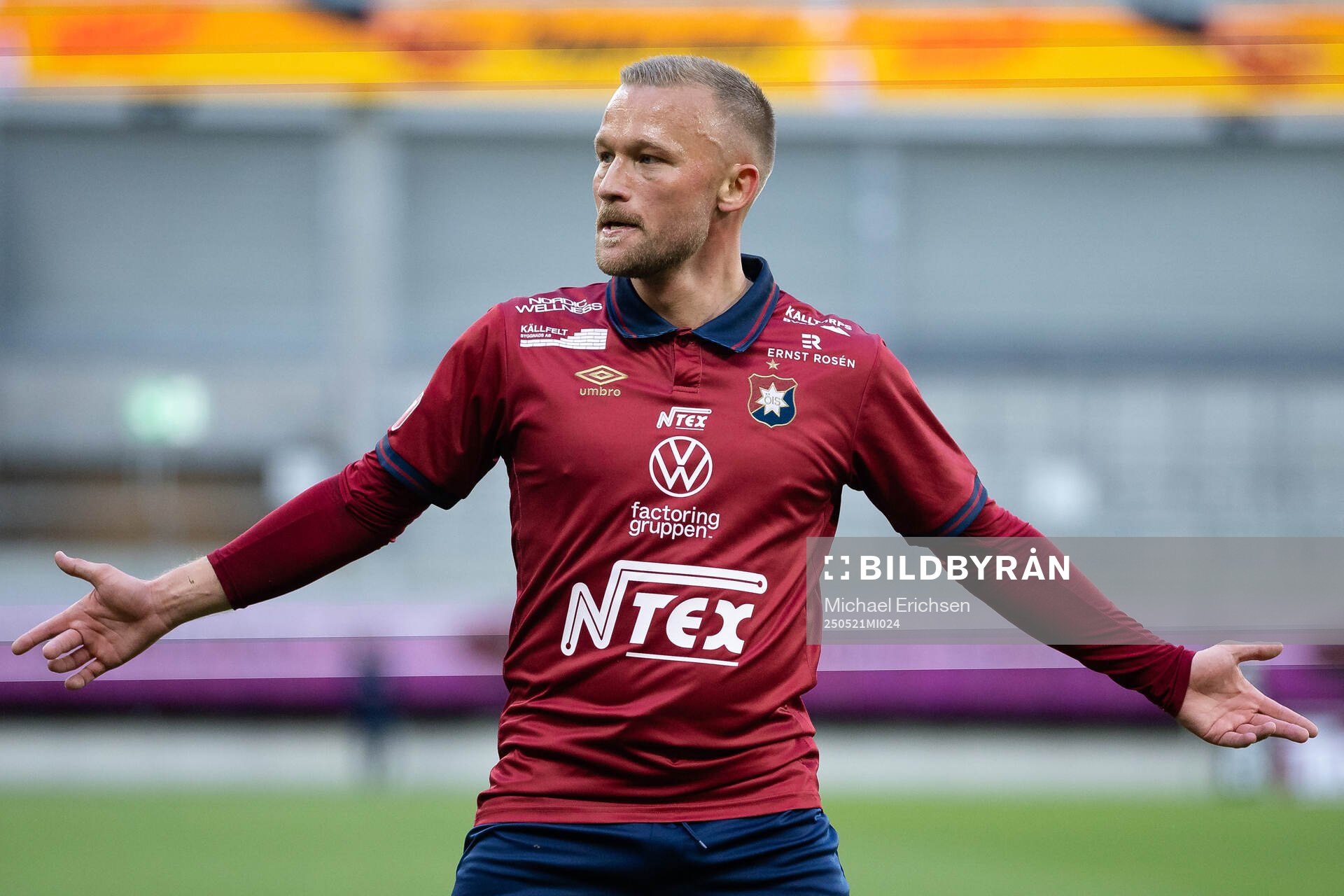 Örgrytes Nicklas Bärkroth jublar efter 4-0 under fotbollsmatchen i Superettan mellan Örgryte och Sandvikens IF den 21 maj 2025 i Göteborg.