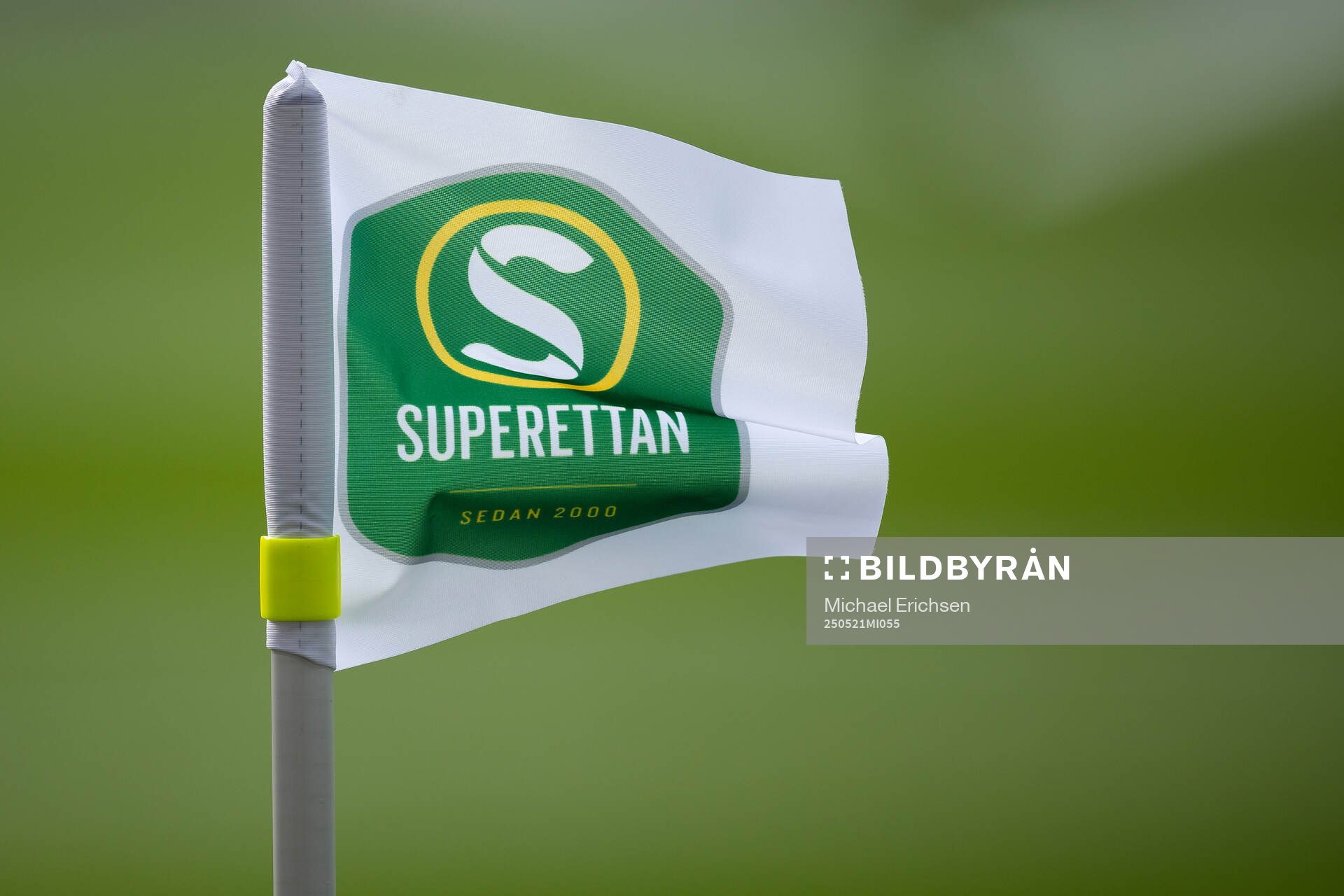 En hörnflagga under fotbollsmatchen i Superettan mellan Örgryte och Sandvikens IF den 21 maj 2025 i Göteborg. 