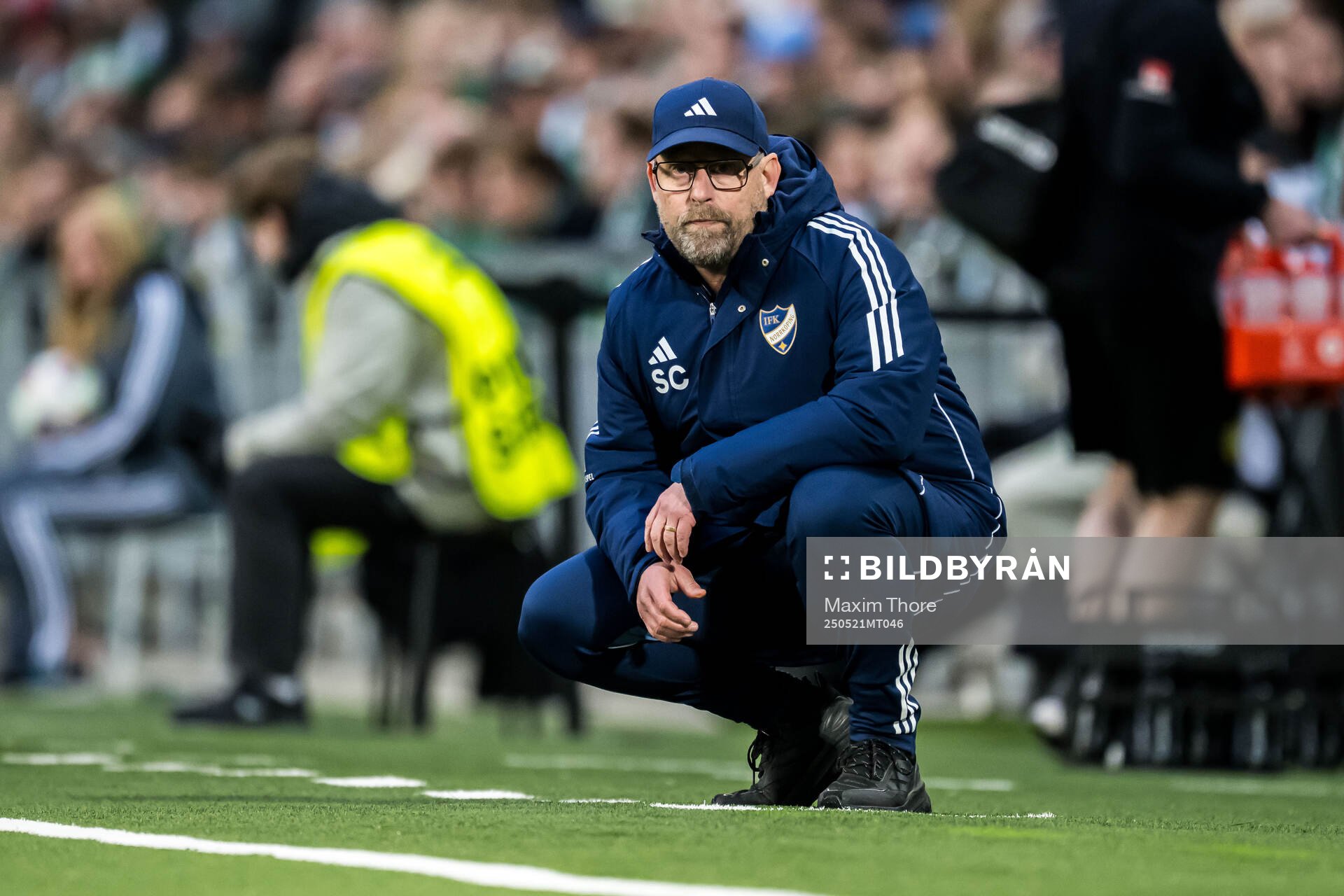 IFK Norrköpings tränare Stellan Carlsson under finalen i Svenska Cupen mellan Hammarby och IFK Norrköping den 21 maj 2025 i Stockholm.
