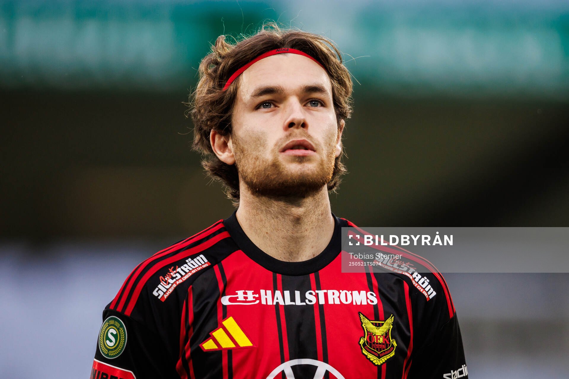 Östersunds Theodor Johansson under fotbollsmatchen i Superettan mellan Västerås och Östersund den 21 maj 2025 i Västerås. 