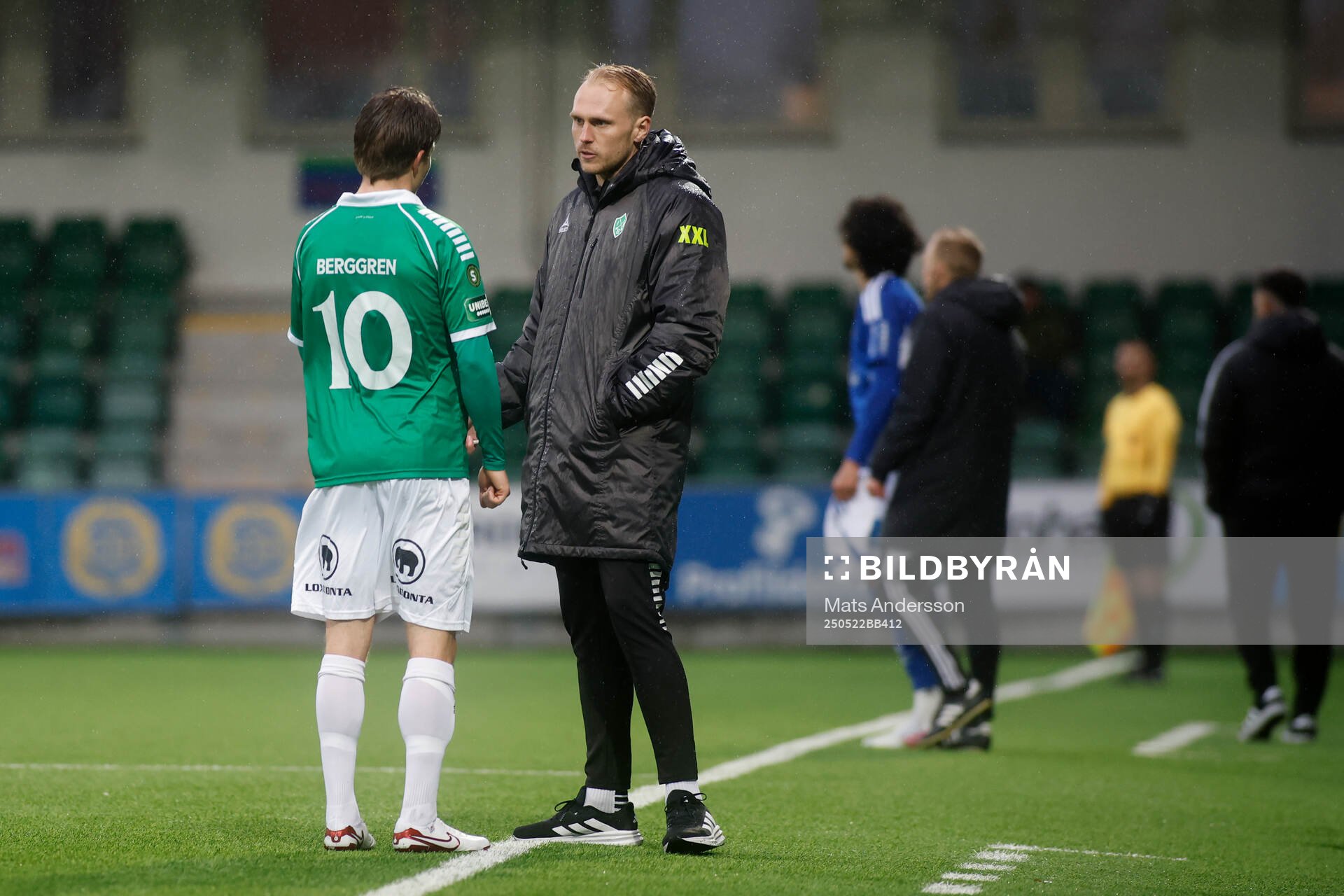 Brages tränare William Bergendahl under fotbollsmatchen i Superettan mellan GIF Sundsvall och Brage den 22 maj 2025 i Sundsvall. 