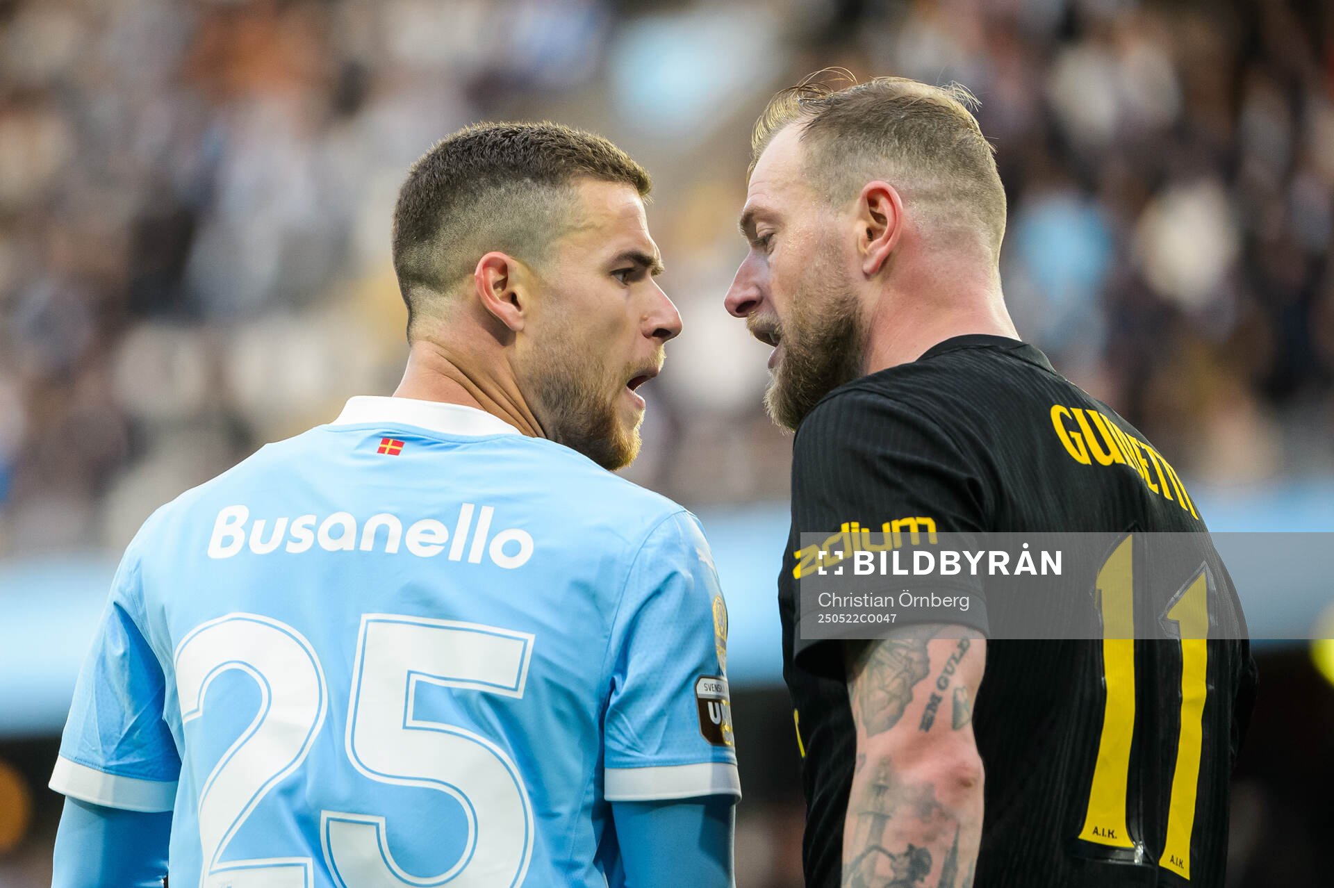 Malmö FFs Gabriel Busanello och Emmanuel Ekong