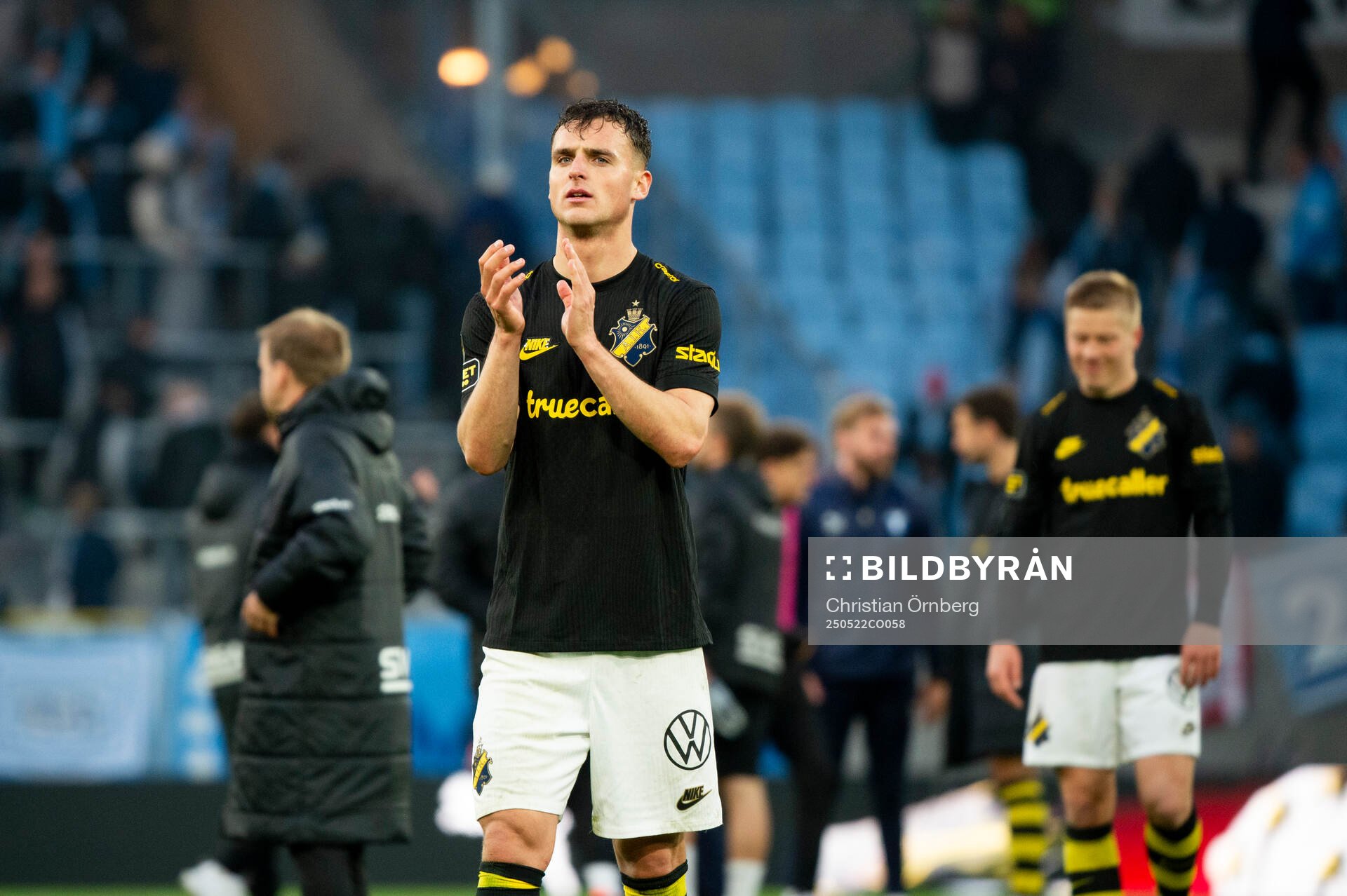 AIKs Áron Csongvai efter fotbollsmatchen i Allsvenskan mellan Malmö FF och AIK den 22 maj 2025 i Malmö. 