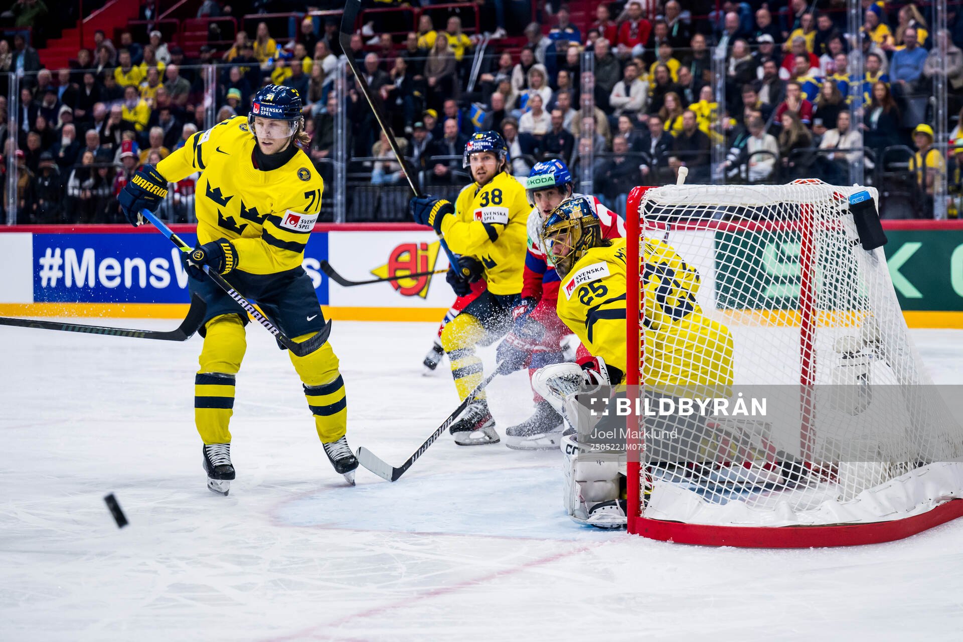 William Karlsson, Rasmus Sandin and goaltender Jacob