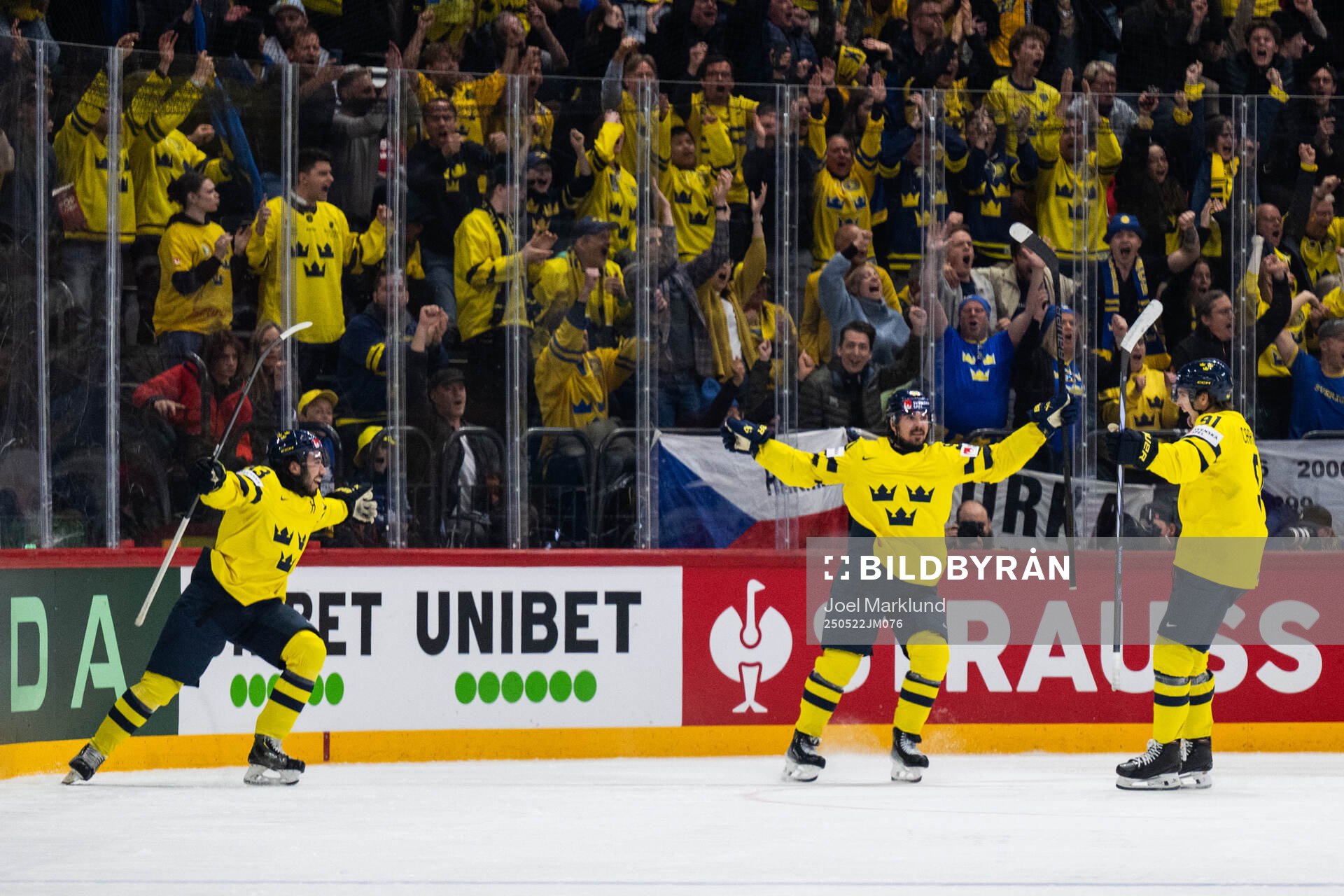 Mika Zibanejad, Marcus Johansson and Leo Carlsson of Sweden
