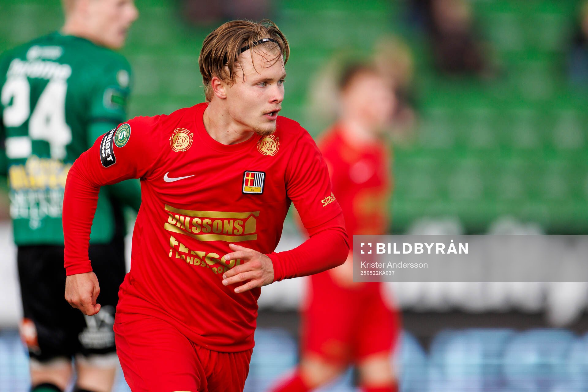 Landskronas Vincent Sundberg under fotbollsmatchen i Superettan mellan Varberg och Landskrona den 22 maj 2025 i Varberg. 
