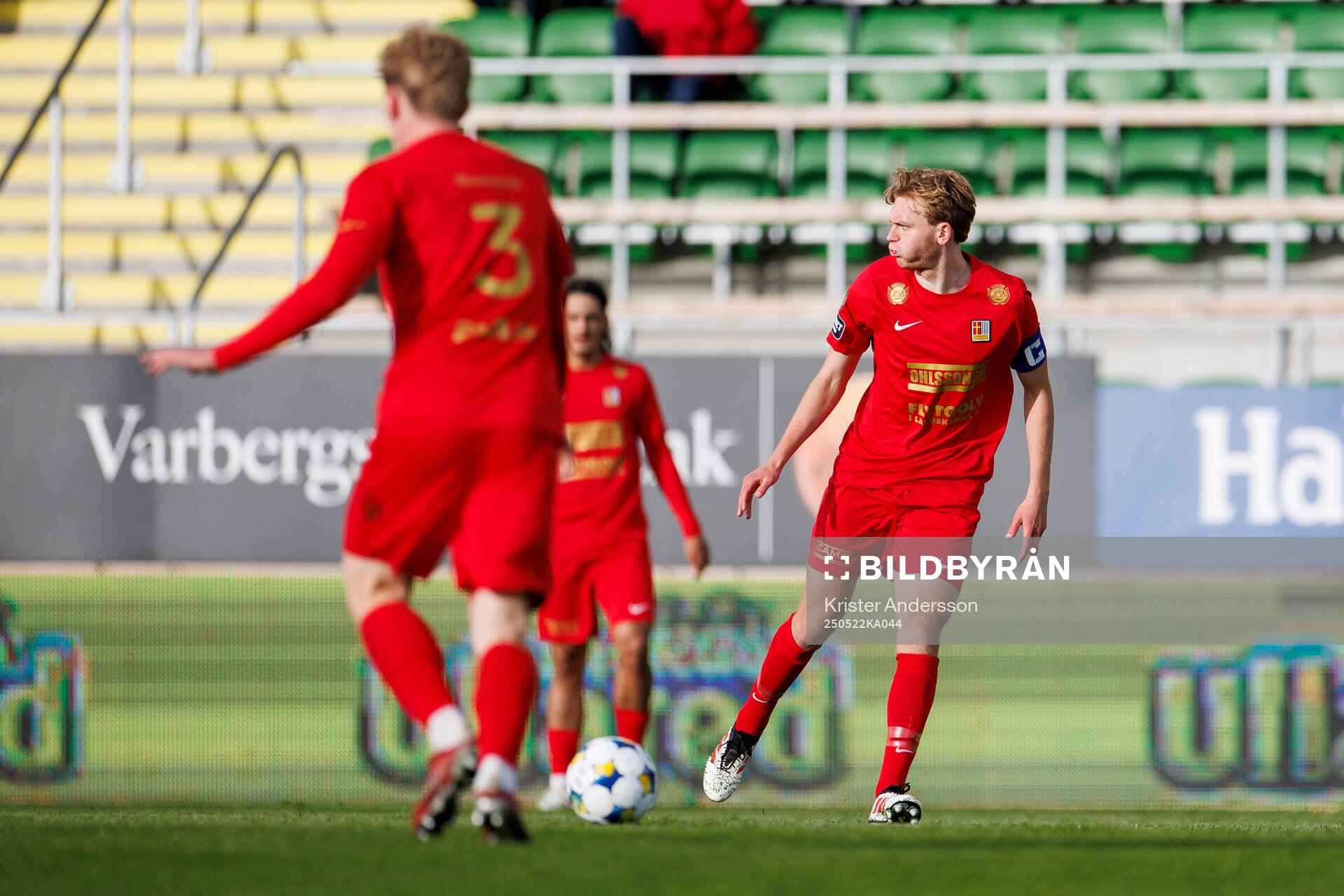 Landskronas Melker Jonsson under fotbollsmatchen i Superettan mellan Varberg och Landskrona den 22 maj 2025 i Varberg. 