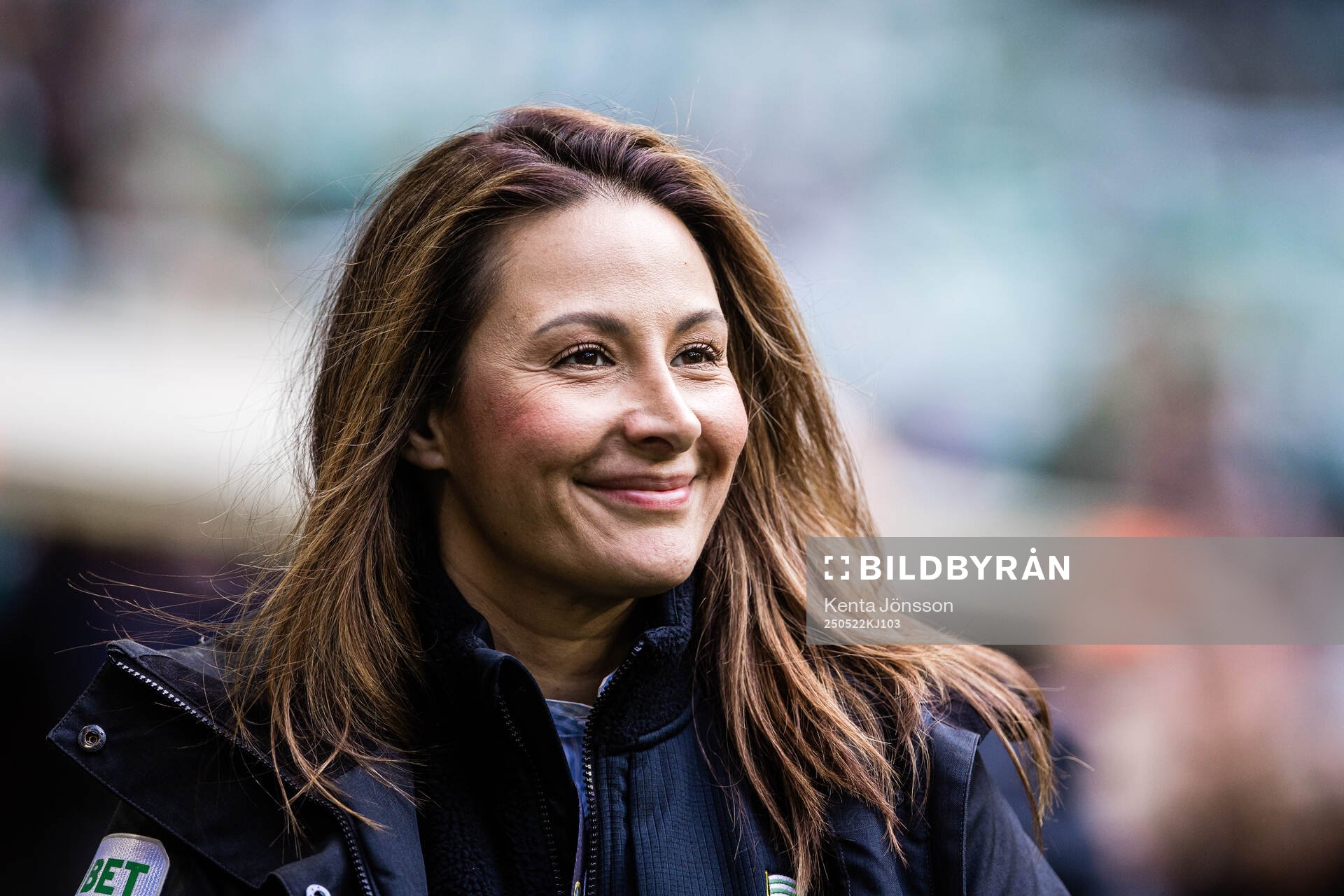 Hammarbys team manager Atena Gerontidou inför fotbollsmatchen i Allsvenskan mellan Hammarby och Mjällby den 22 maj 2025 i Stockholm. 