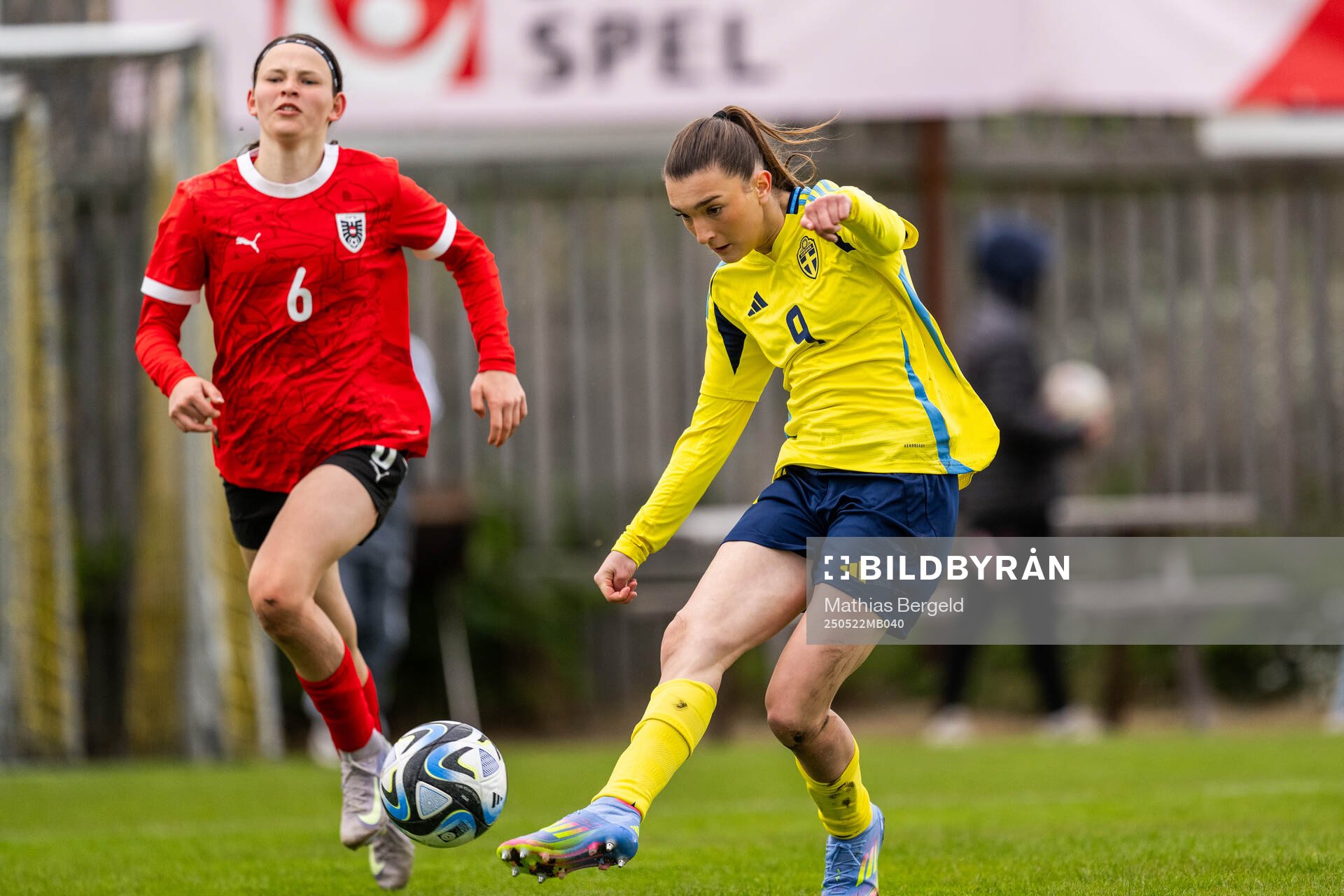 Sveriges Rona Krasniqi gör 2-0 under F16-landskampen i fotboll mellan Sverige och Österrike den 22 maj 2025 i Smögen. 
