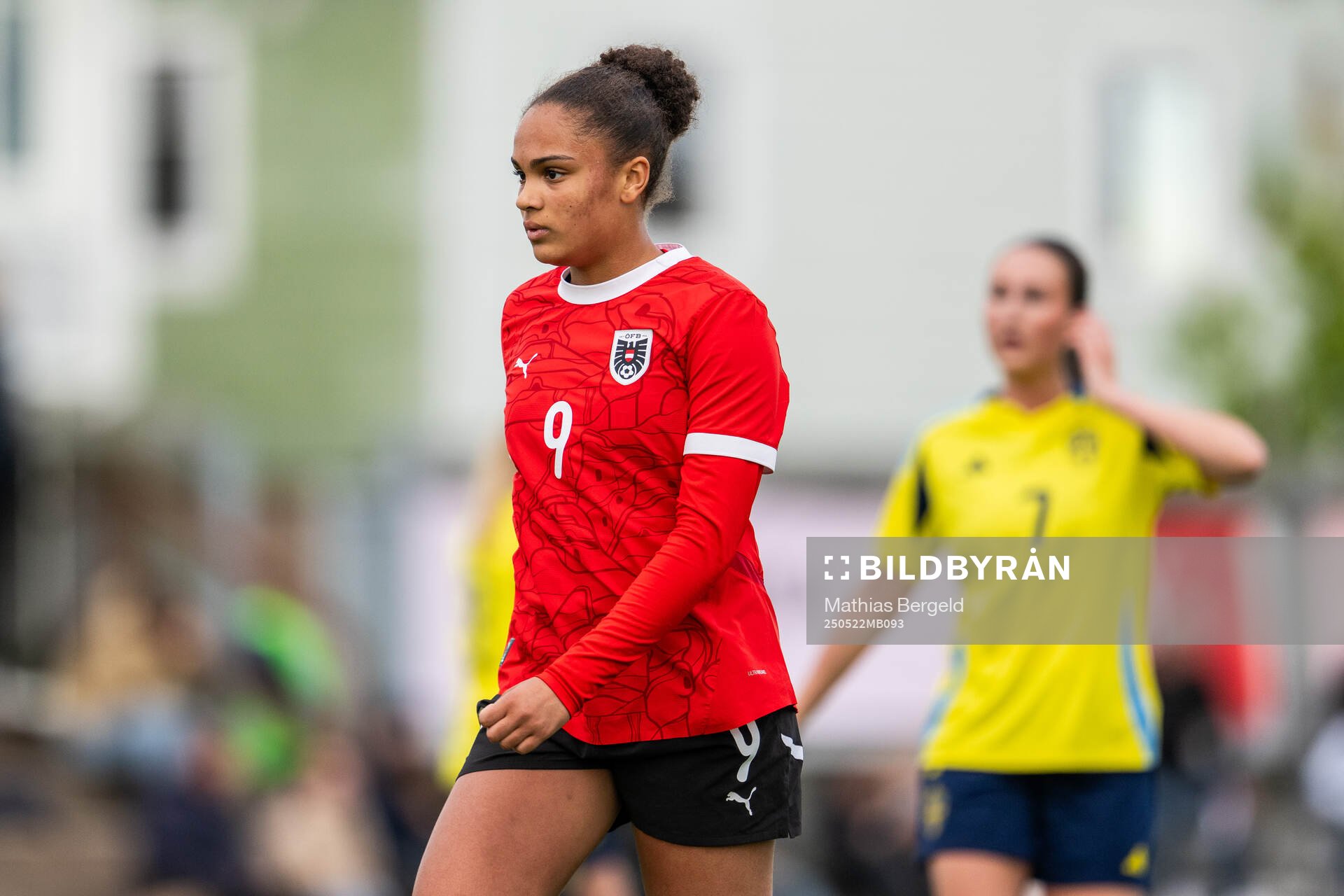 Österrikes Elisabeth Emeji under F16-landskampen i fotboll mellan Sverige och Österrike den 22 maj 2025 i Smögen. 