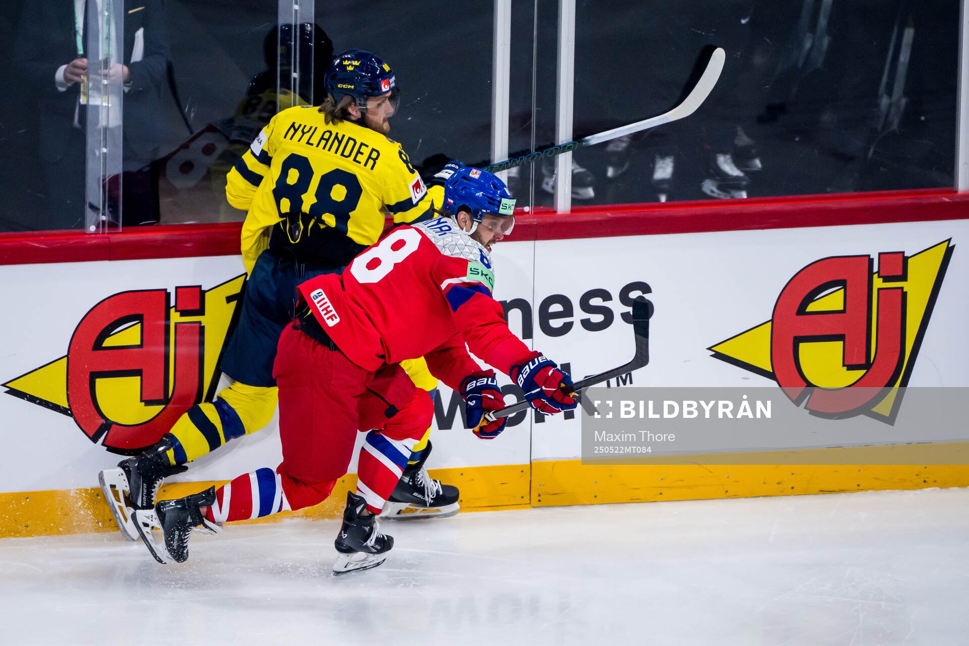 William Nylander of Sweden and David Pastrnak of Czech