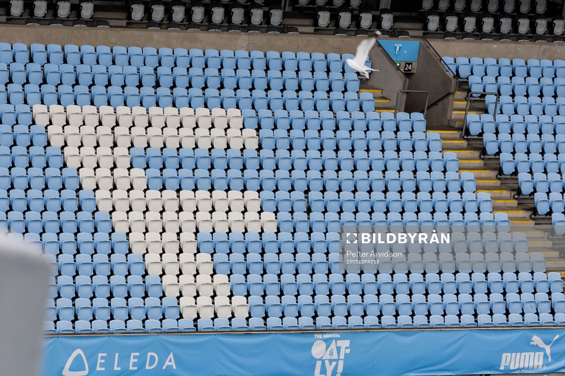 Läktarstolar på Eleda Stadion inför fotbollsmatchen i Allsvenskan mellan Malmö FF och AIK den 22 maj 2025 i Malmö. 