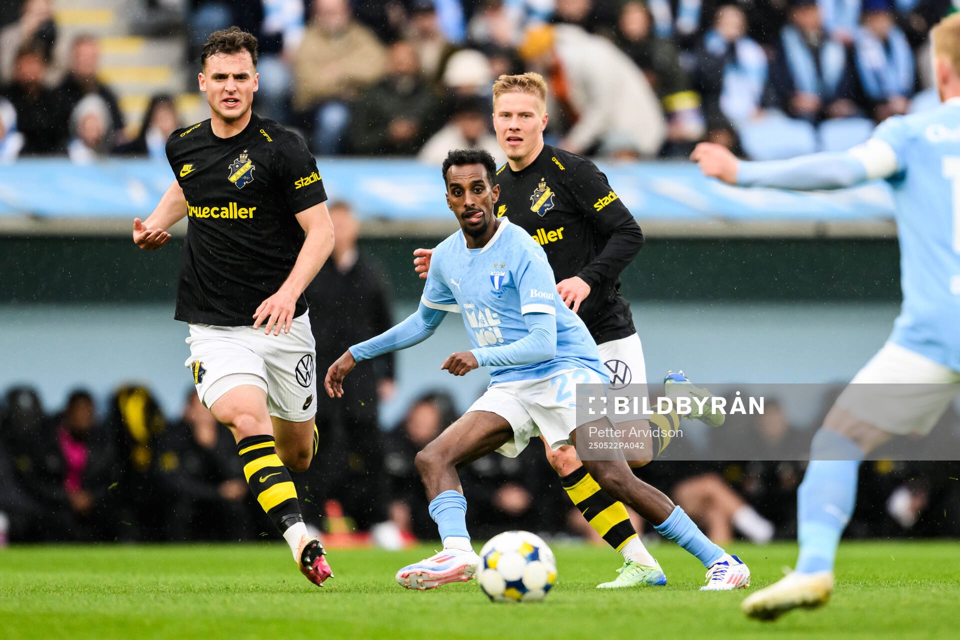 Malmö FFs Taha Ali under fotbollsmatchen i Allsvenskan mellan Malmö FF och AIK den 22 maj 2025 i Malmö. 
