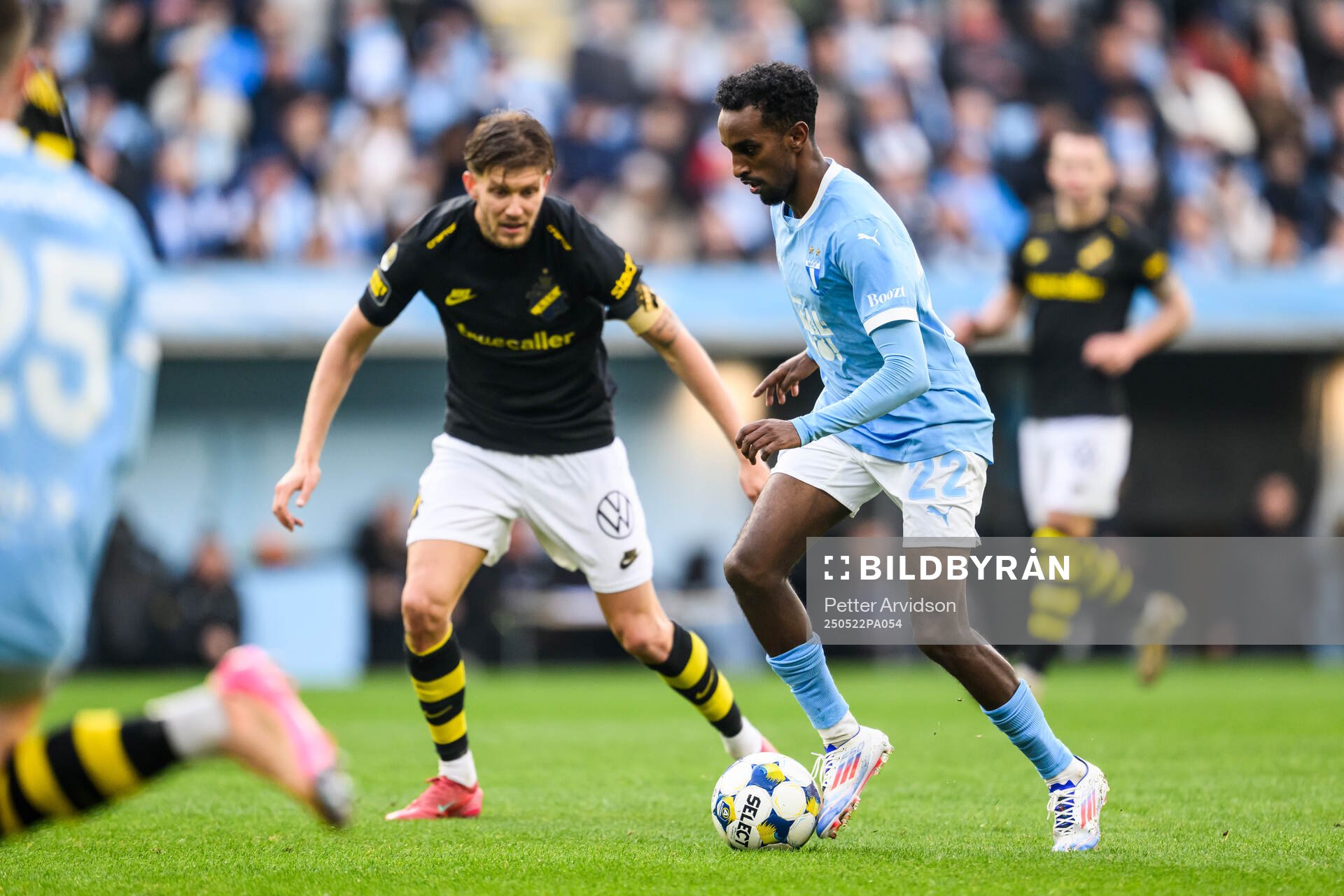 Malmö FFs Taha Ali under fotbollsmatchen i Allsvenskan mellan Malmö FF och AIK den 22 maj 2025 i Malmö. 