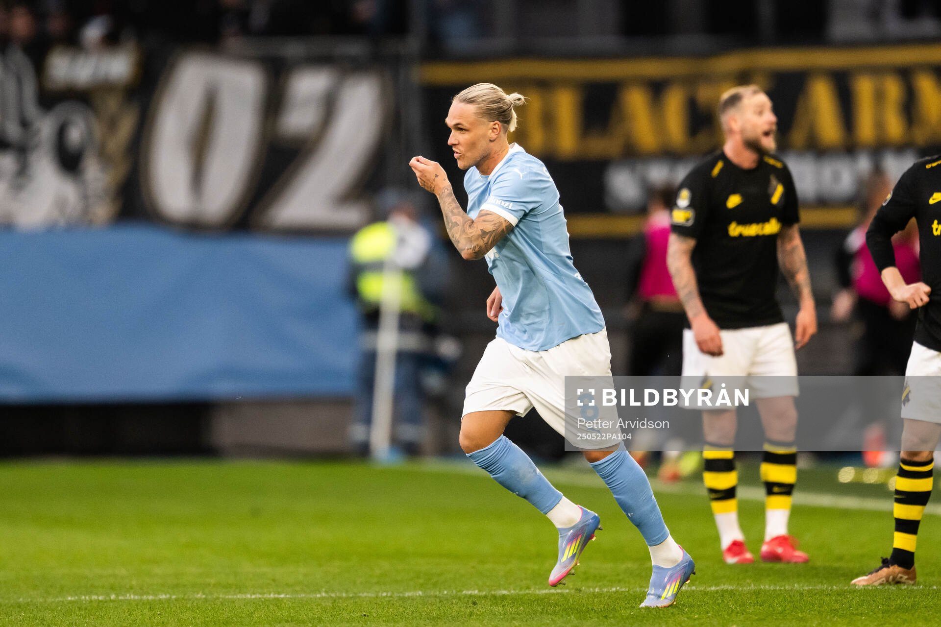 Malmö FFs Arnor Sigurdsson under fotbollsmatchen i Allsvenskan mellan Malmö FF och AIK den 22 maj 2025 i Malmö. 