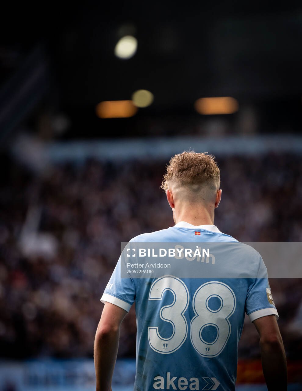 Malmö FFs Hugo Bolin under fotbollsmatchen i Allsvenskan mellan Malmö FF och AIK den 22 maj 2025 i Malmö. 