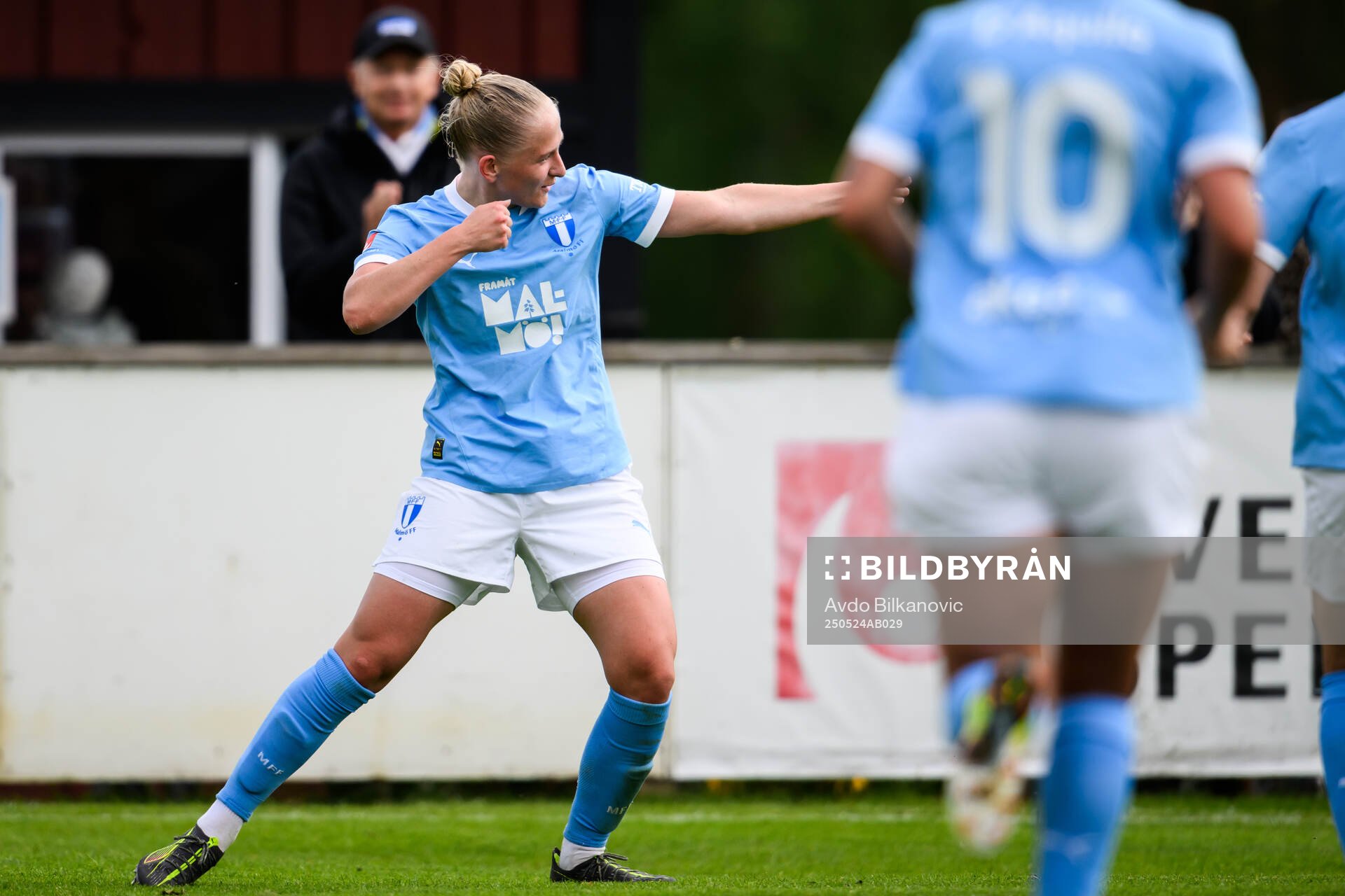 Malmö FFs Tuva Skoog jublar
