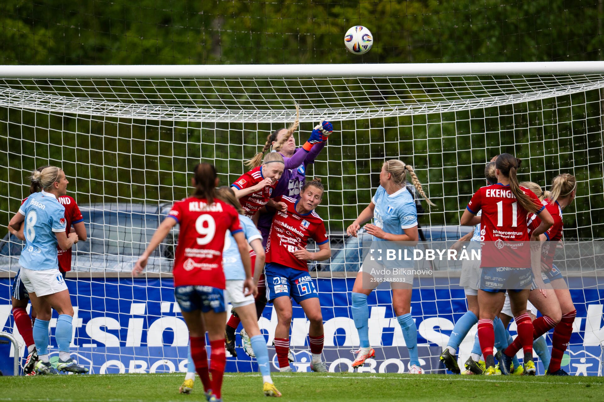 Malmö FFs målvakt Moa Öhman under fotbollsmatchen i Damallsvenskan mellan Vittsjö och Malmö FF den 24 maj 2025 i Vittsjö. 