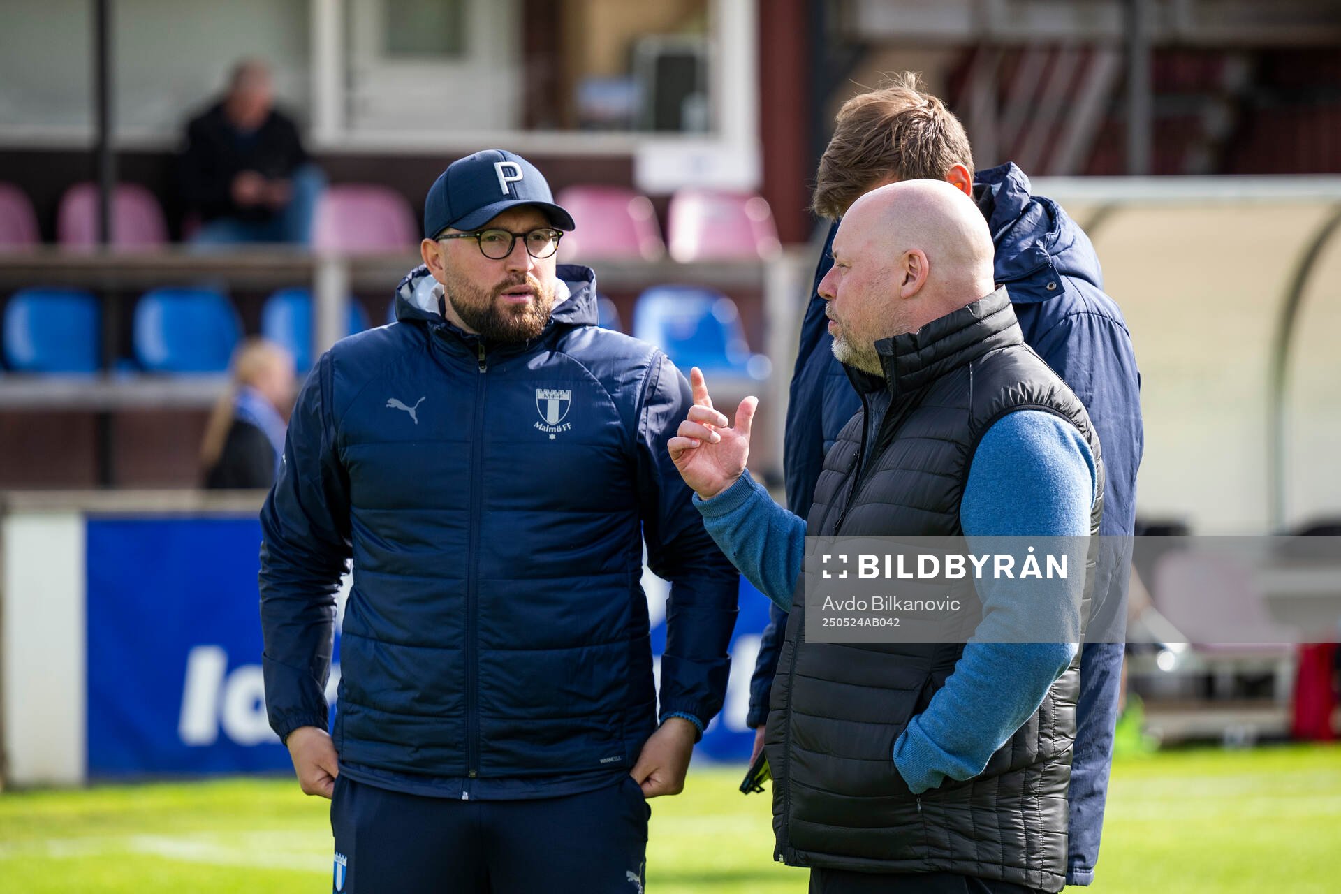 Malmö FFs tränare Rikard Östergren efter fotbollsmatchen i Damallsvenskan mellan Vittsjö och Malmö FF den 24 maj 2025 i Vittsjö. 