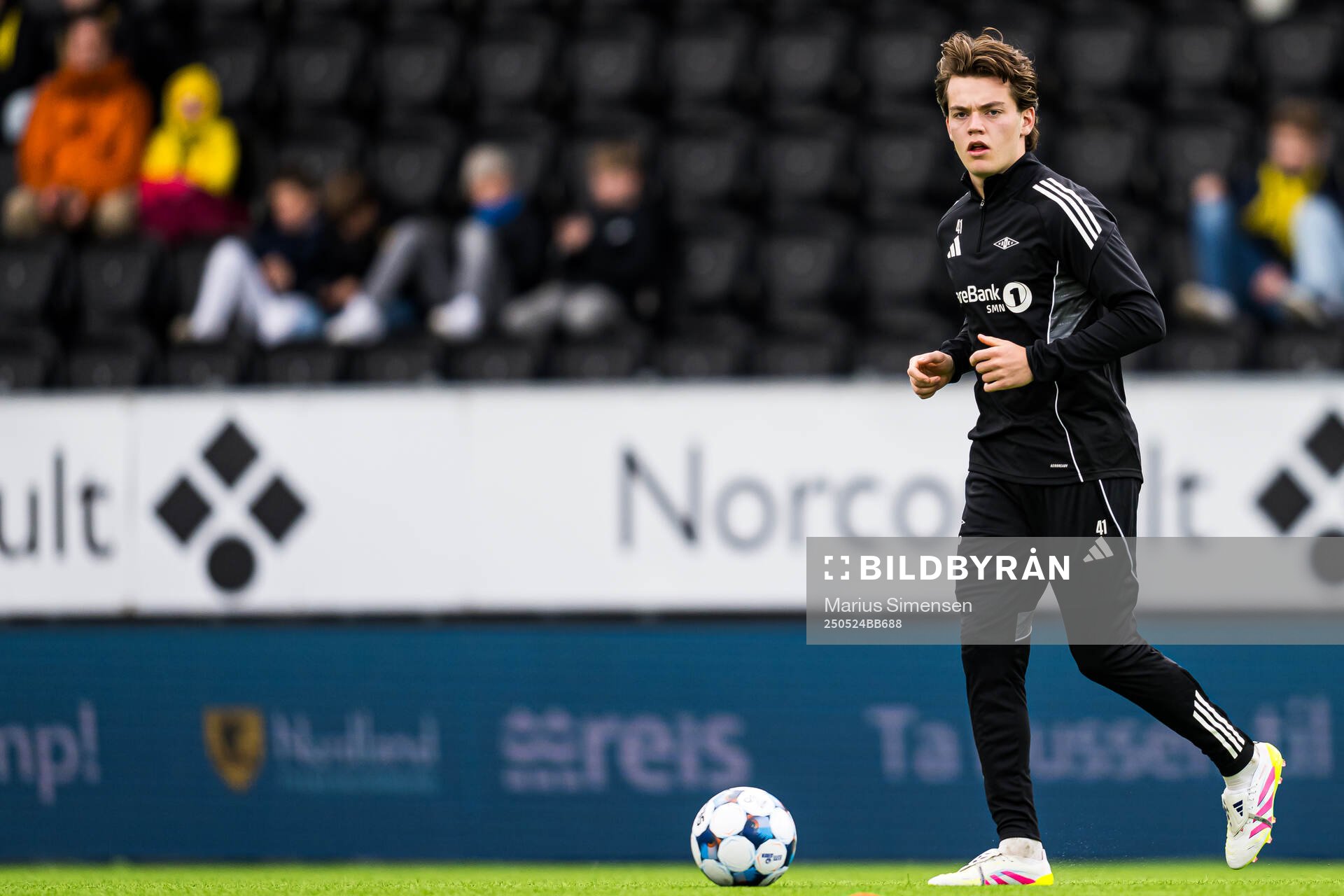 Sverre Halseth Nypan of Rosenborg warms up ahead of the Eliteserien match between Bodø/Glimt and Rosenborg on May 24, 2025 in Bodø.