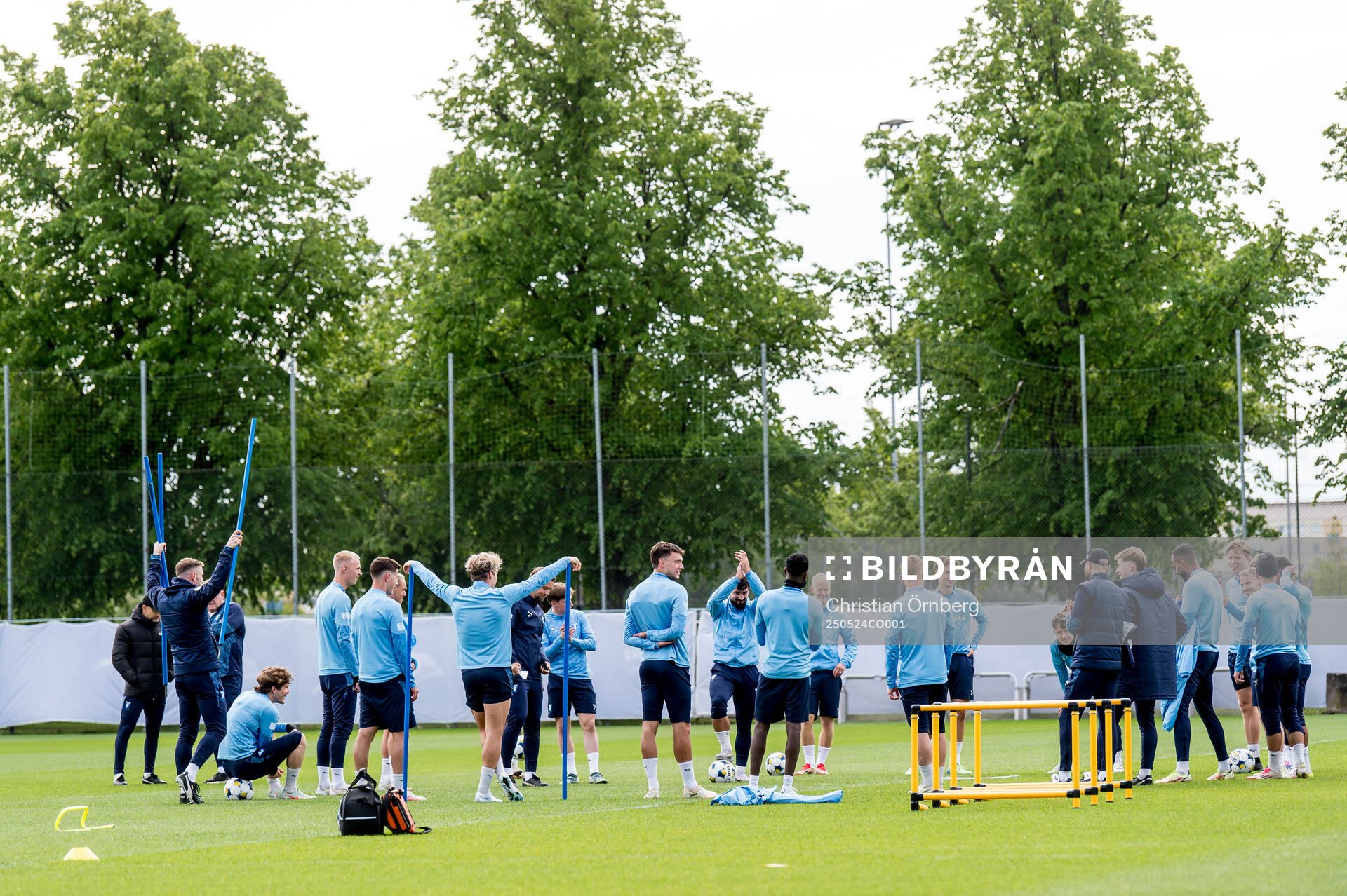 Spelarna under en träning med Malmö FF den 24 maj 2025 i Malmö. 