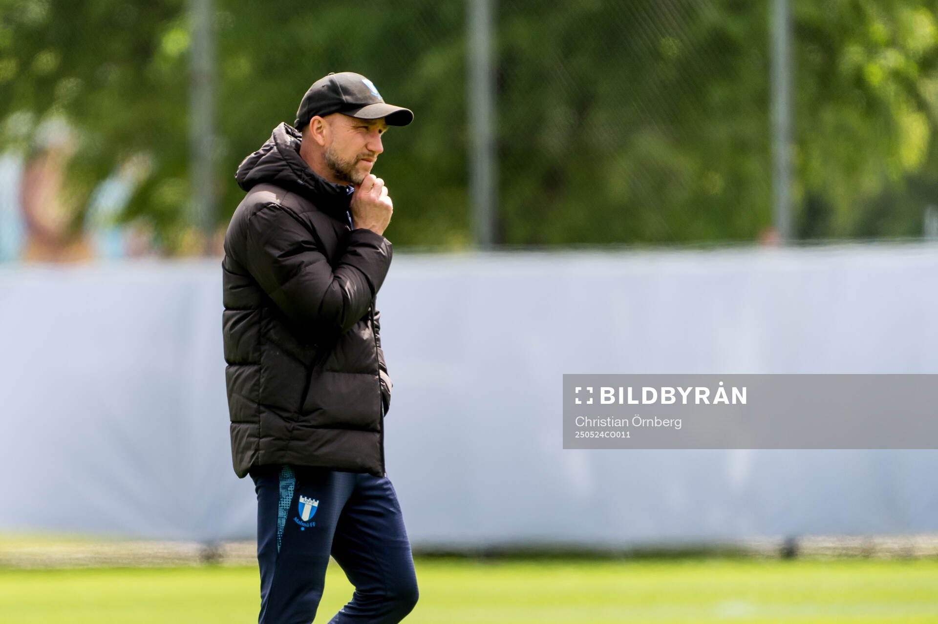 Tränare Henrik Rydström under en träning med Malmö FF den 24 maj 2025 i Malmö. 