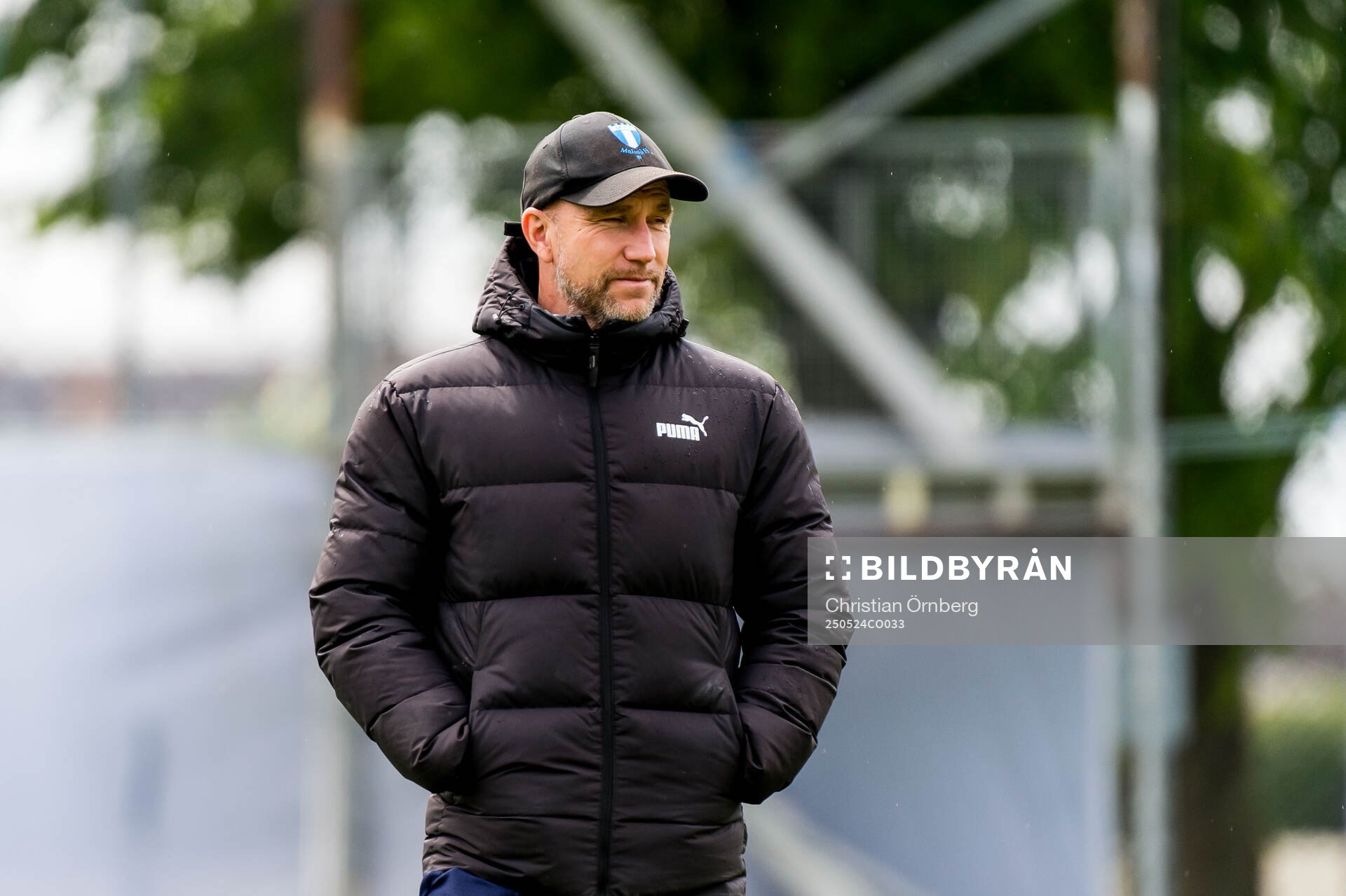 Tränare Henrik Rydström under en träning med Malmö FF den 24 maj 2025 i Malmö. 