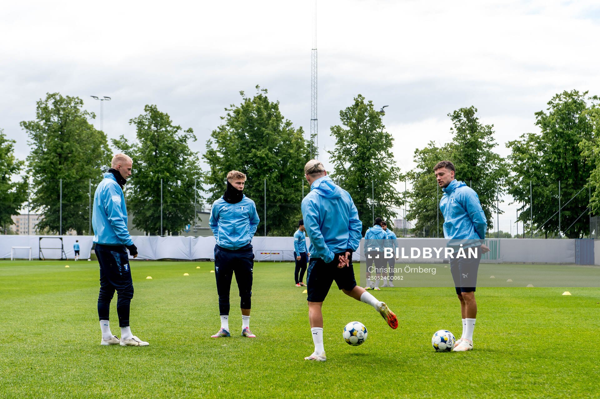 Spelarna under en träning med Malmö FF den 24 maj 2025 i Malmö. 