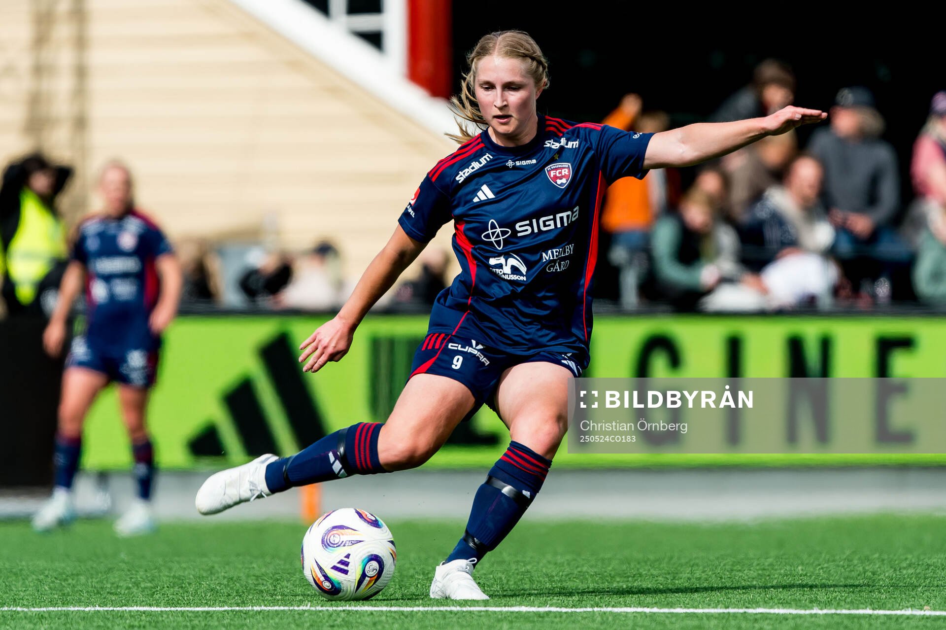 Rosengårds Hanna Andersson under fotbollsmatchen i Damallsvenskan mellan Rosengård och Häcken den 24 maj 2025 i Malmö. 