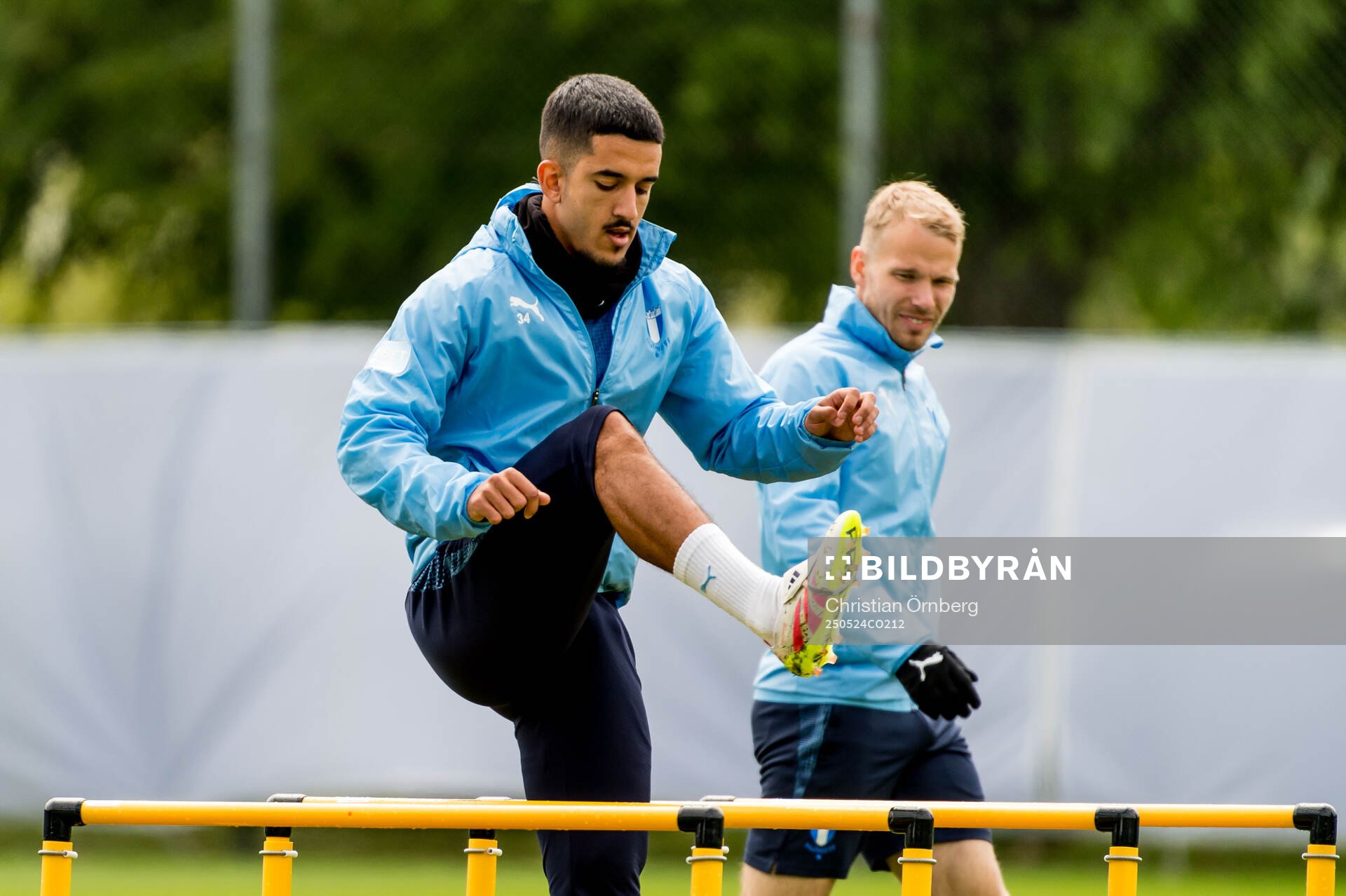 Zakaria Loukili under en träning med Malmö FF den 24 maj 2025 i Malmö. 