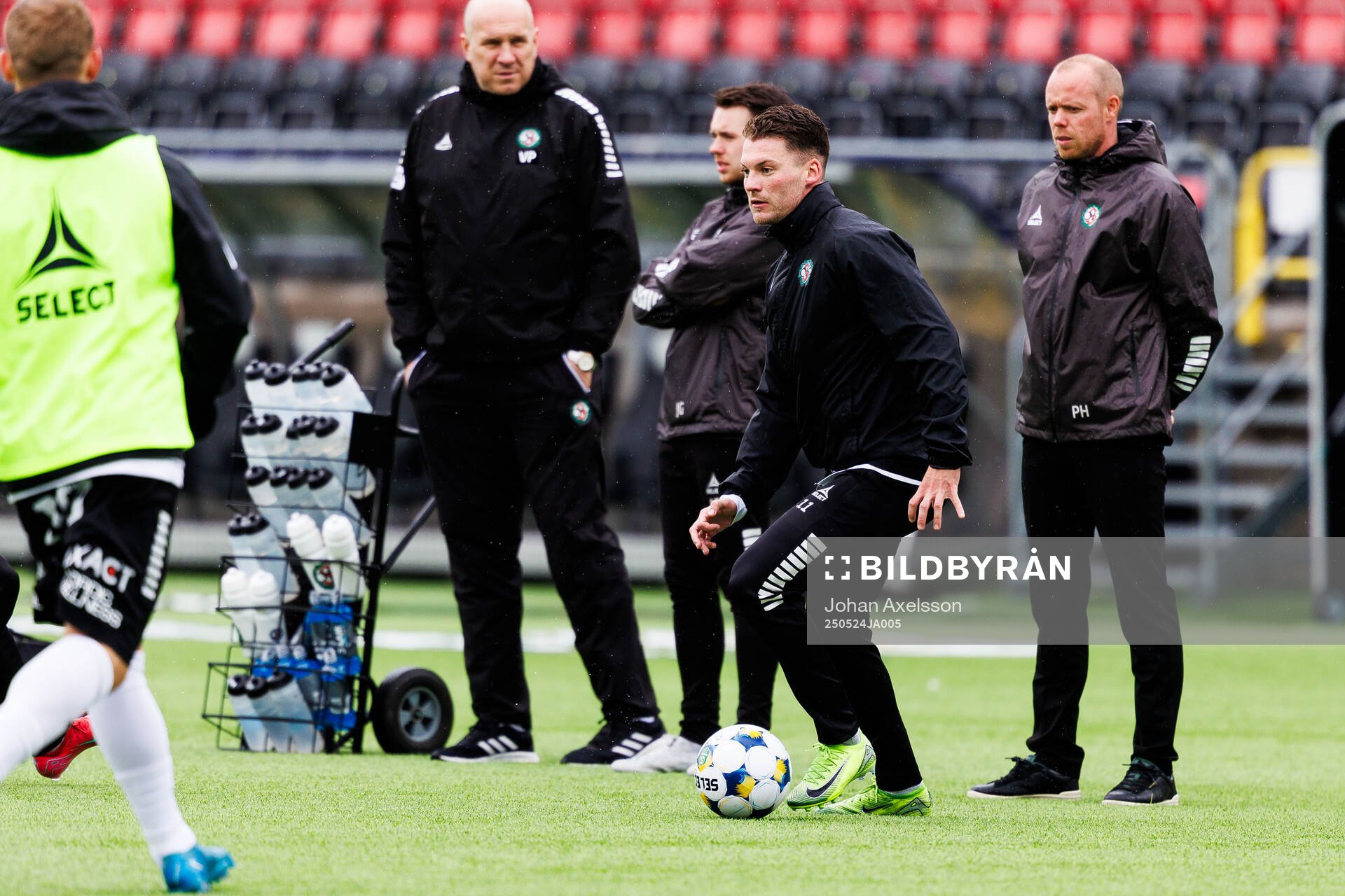 Örebros Samuel Kroon inför fotbollsmatchen i Superettan mellan Östersund och Örebro den 24 maj 2025 i Östersund. 