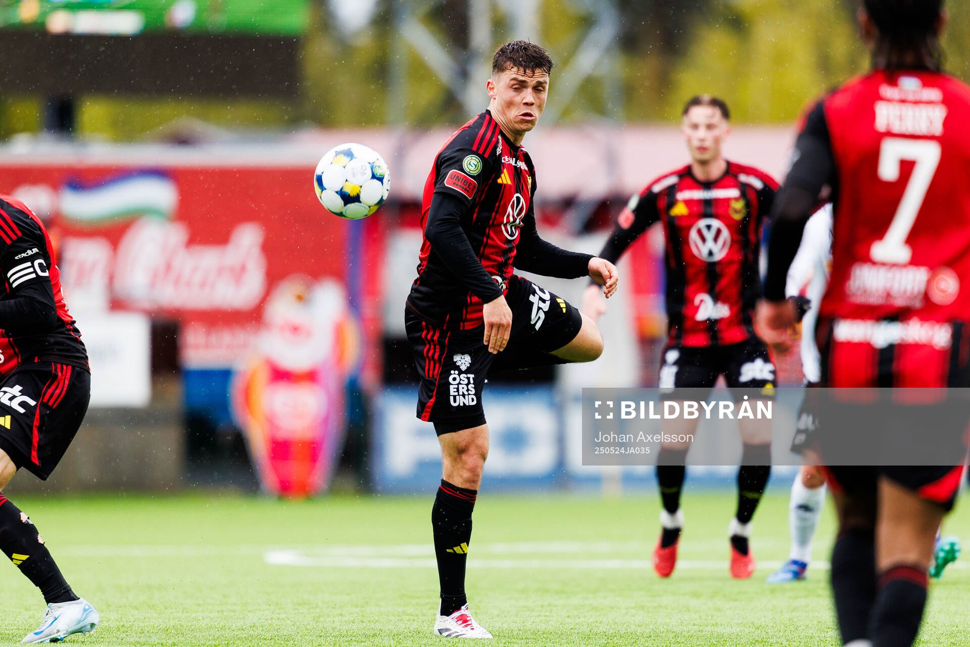 Östersunds Christian Enemark under fotbollsmatchen i Superettan mellan Östersund och Örebro den 24 maj 2025 i Östersund. 