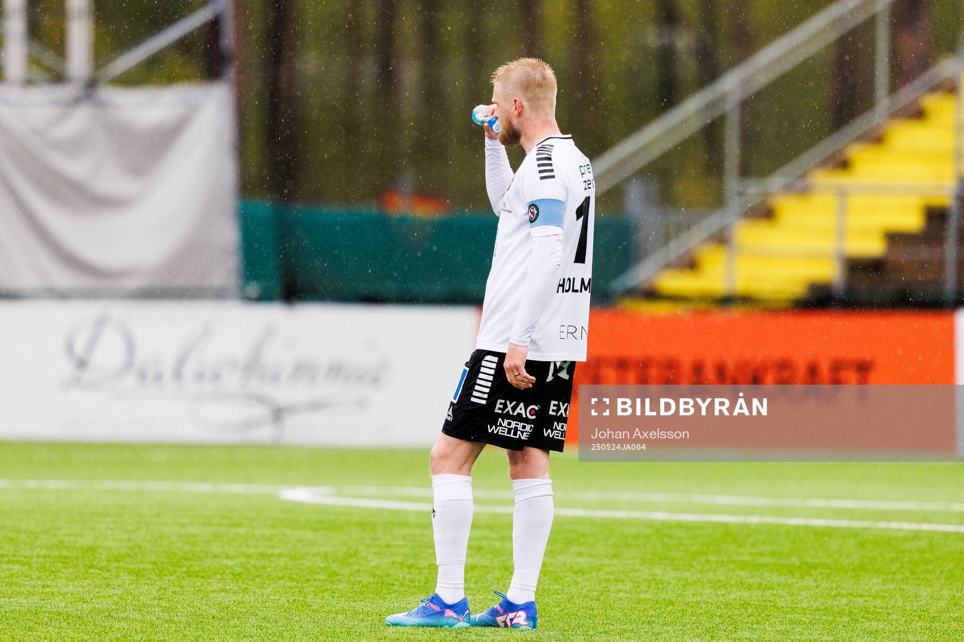 Örebros Karl Holmberg deppar