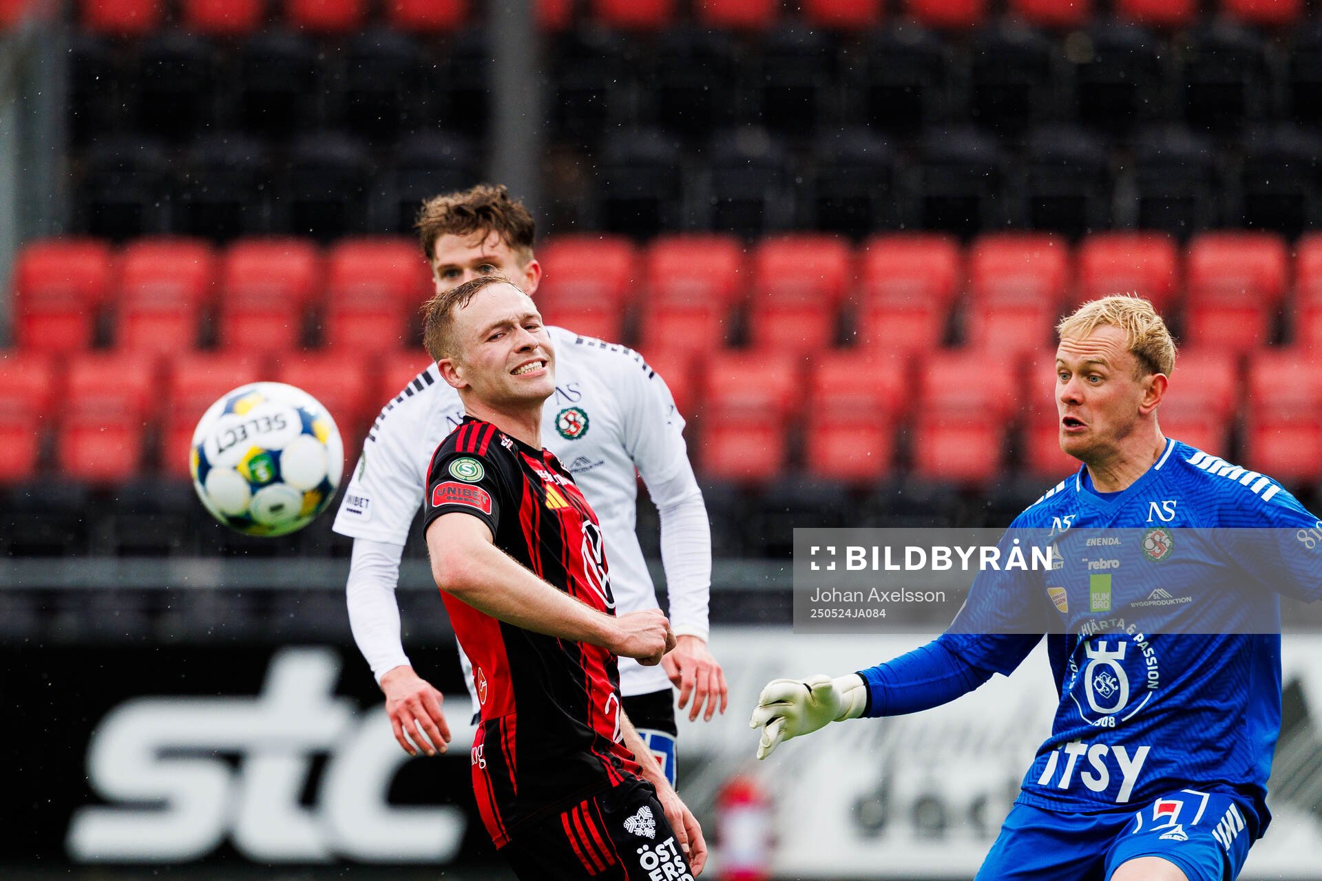 Östersunds James Joseph Kirby under fotbollsmatchen i Superettan mellan Östersund och Örebro den 24 maj 2025 i Östersund. 