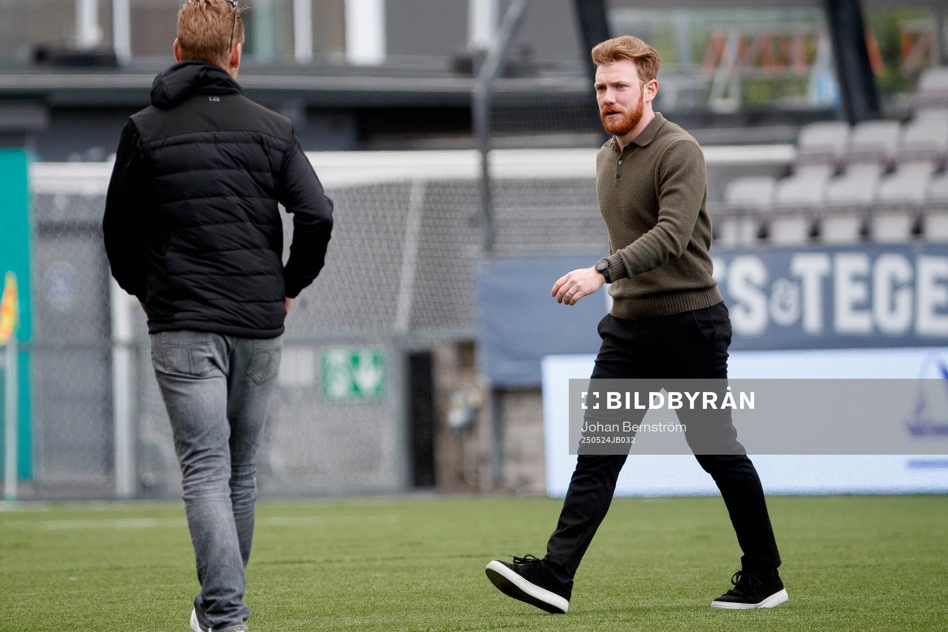 KIF Örebros tränare Fredrik Andersson under fotbollsmatchen i Elitettan mellan KIF Örebro och Örebro SK den 24 maj 2025 i Örebro. 