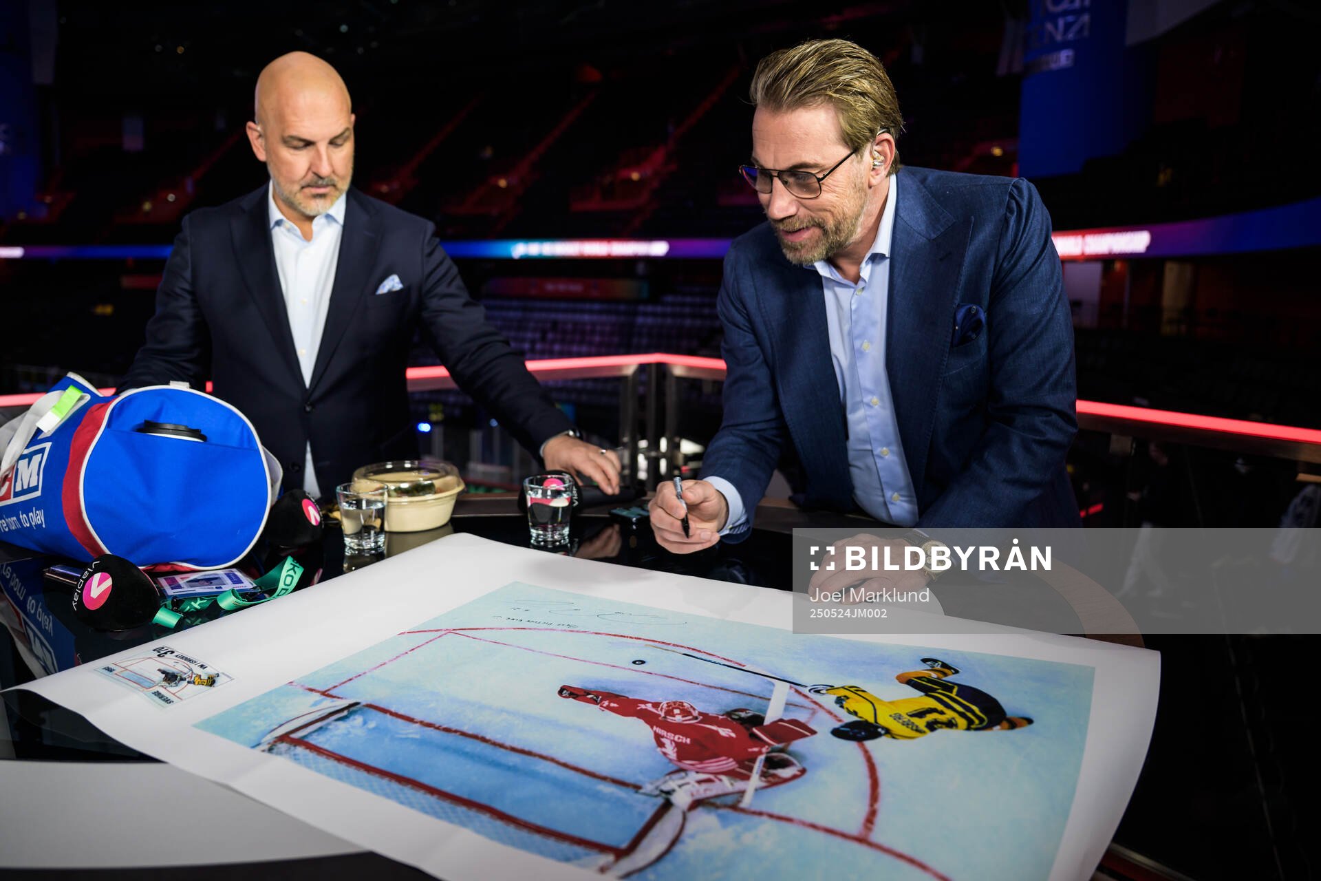 Former ice hockey player of Sweden and now Viaplay expert