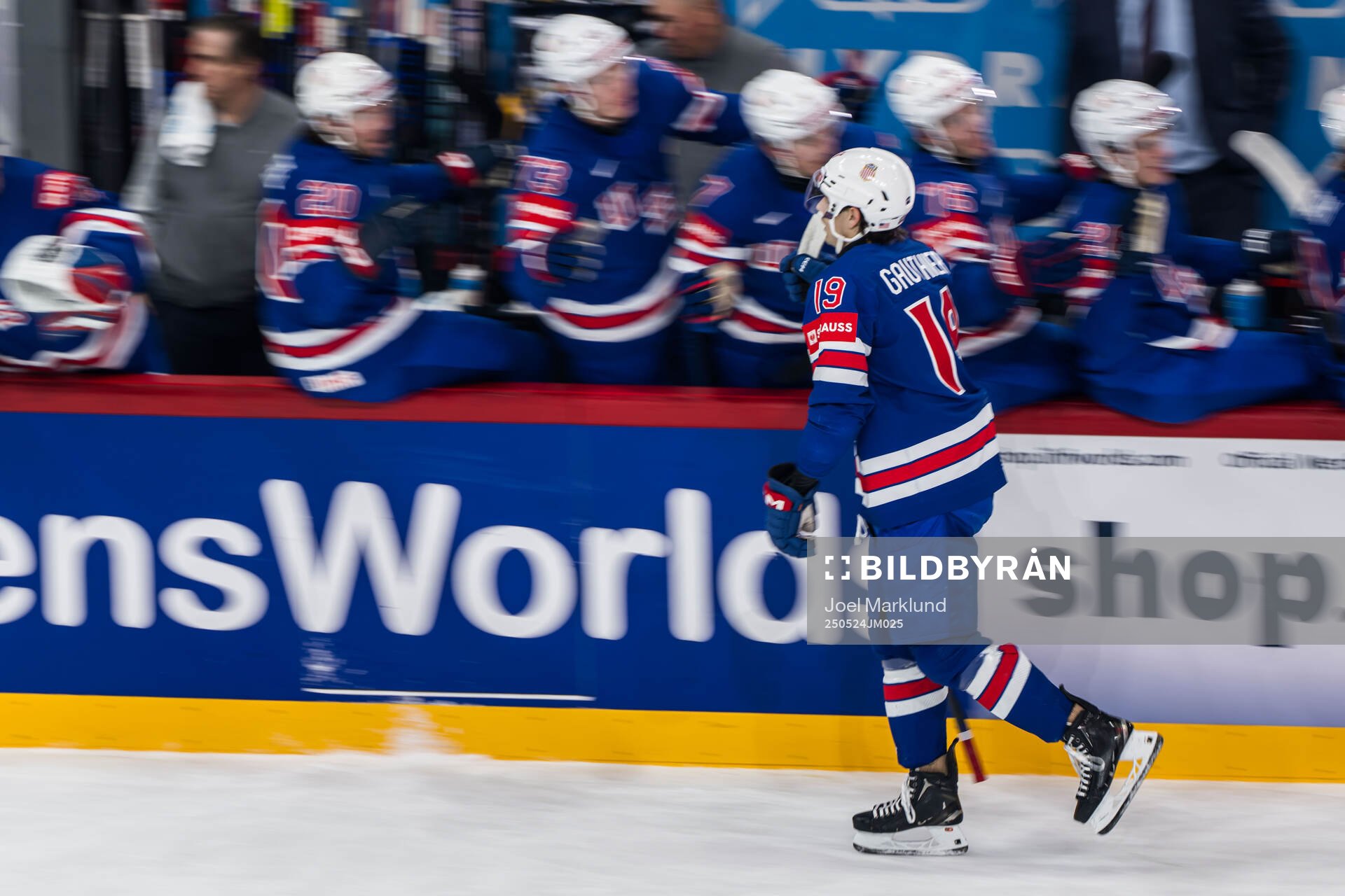 Cutter Gauthier of USA celebrates
