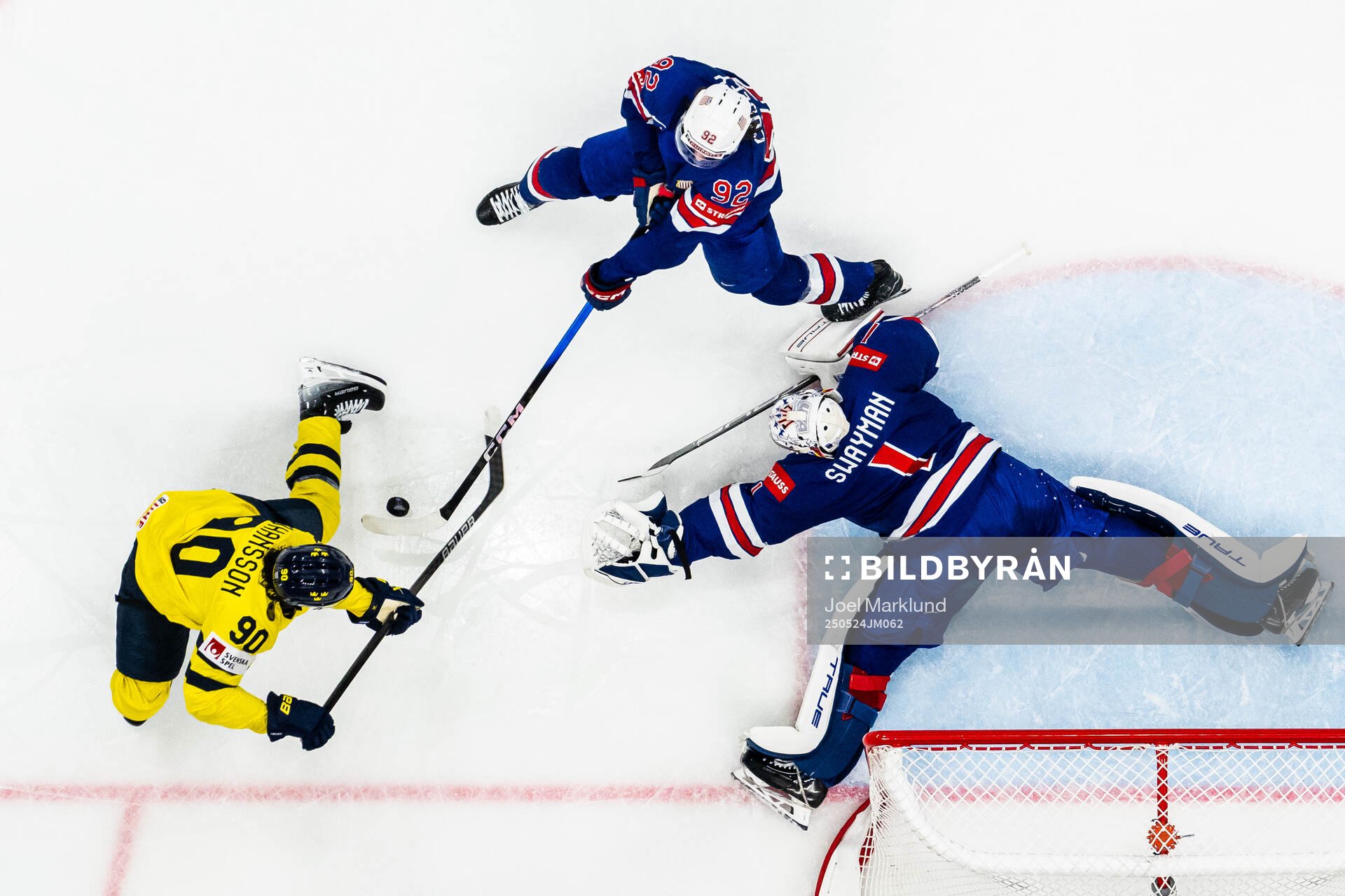 Marcus Johansson of Sweden in action against Logan Cooley