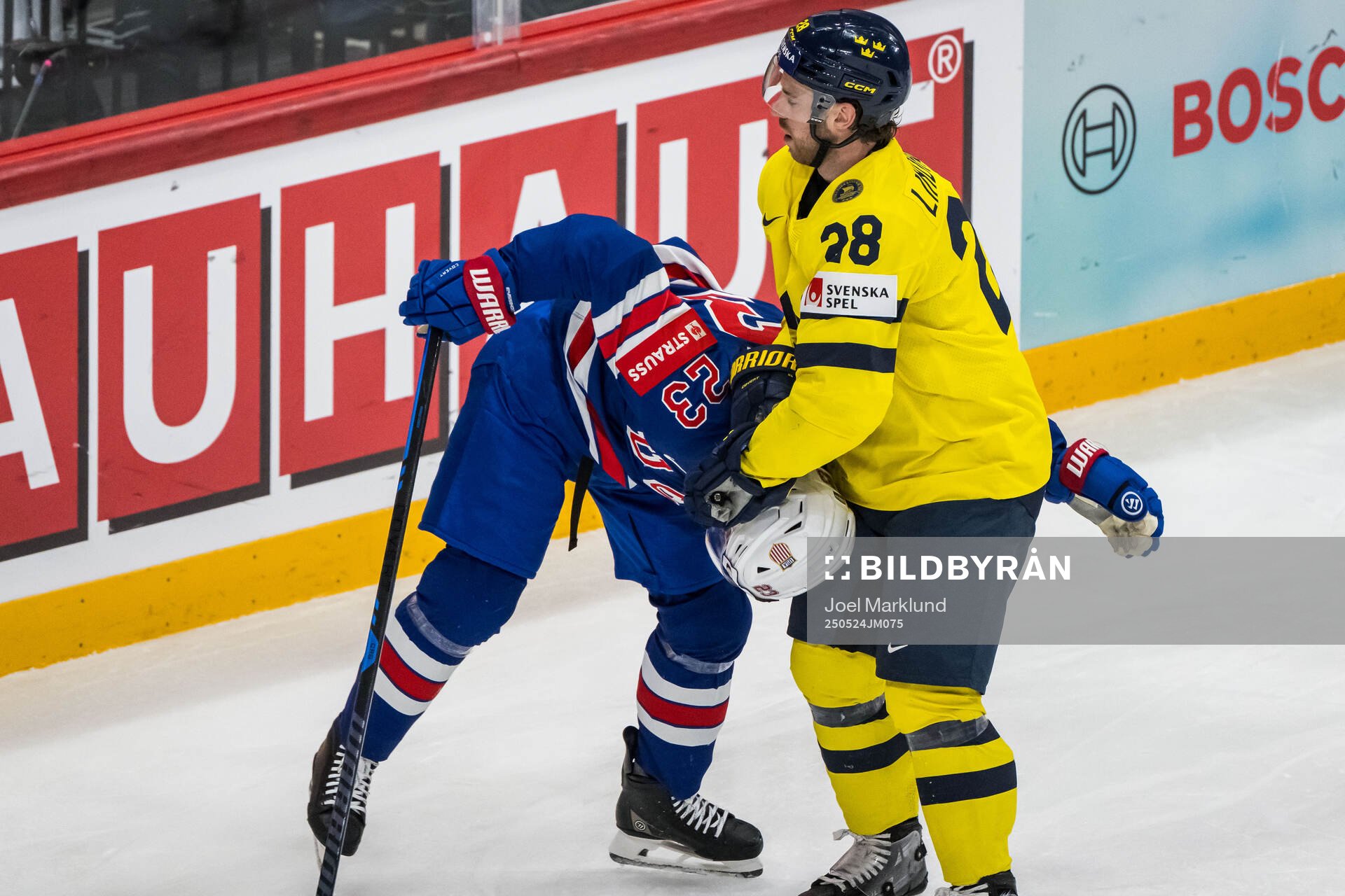 Michael Eyssimont of USA and Elias Lindholm of Sweden