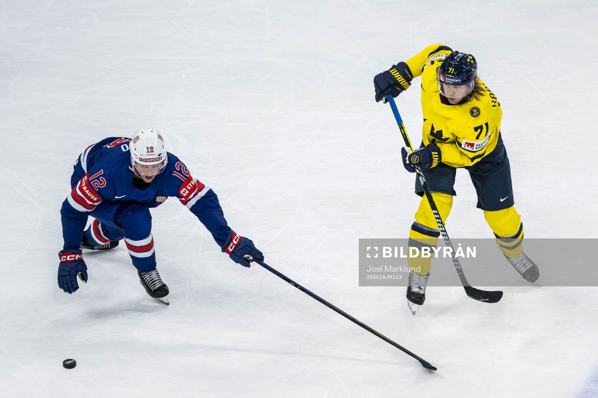 Shane Pinto of USA and William Karlsson of Sweden
