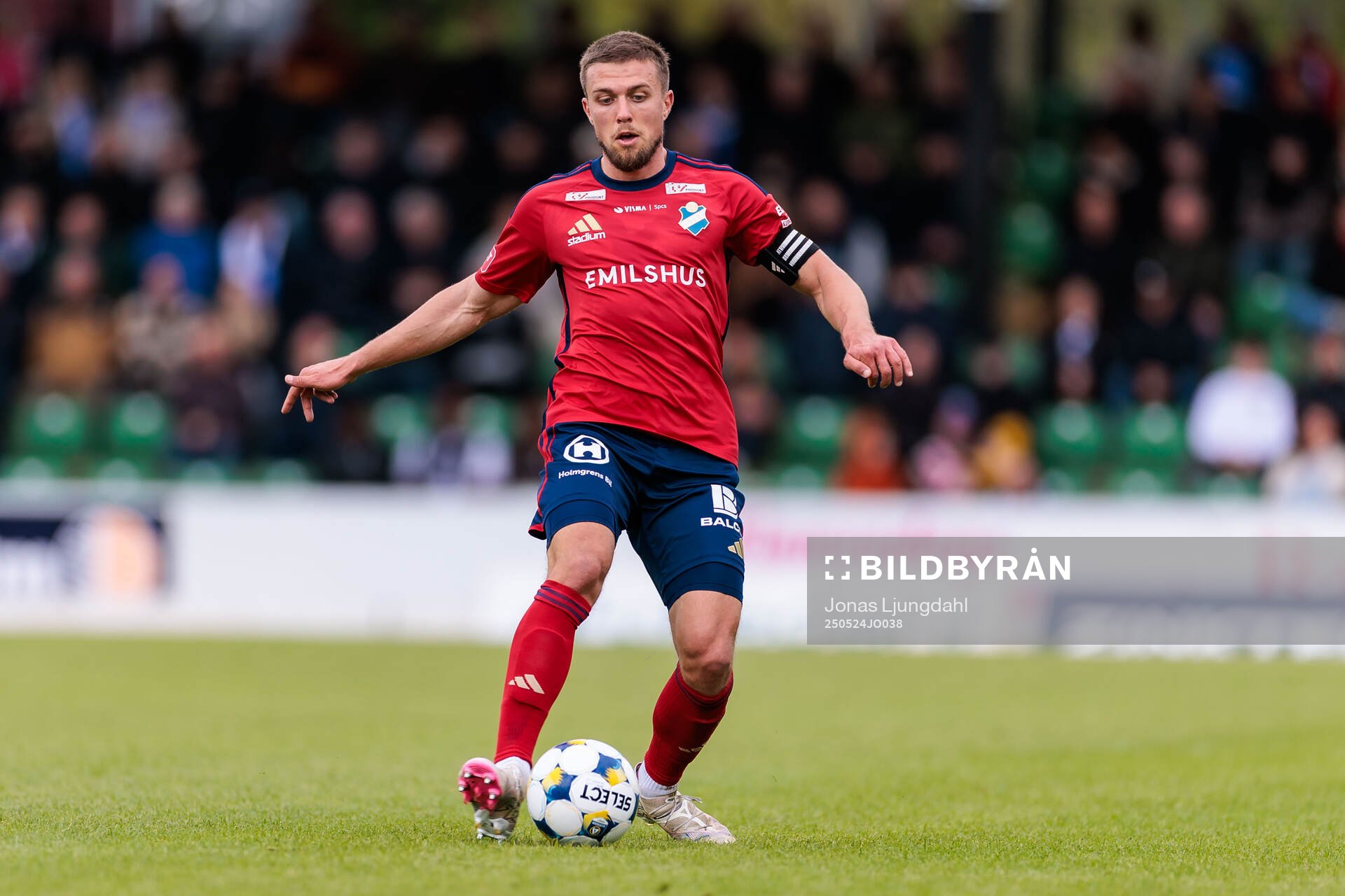 Östers Ivan Kricak under fotbollsmatchen i Allsvenskan mellan Värnamo och Öster den 24 maj 2025 i Värnamo. 