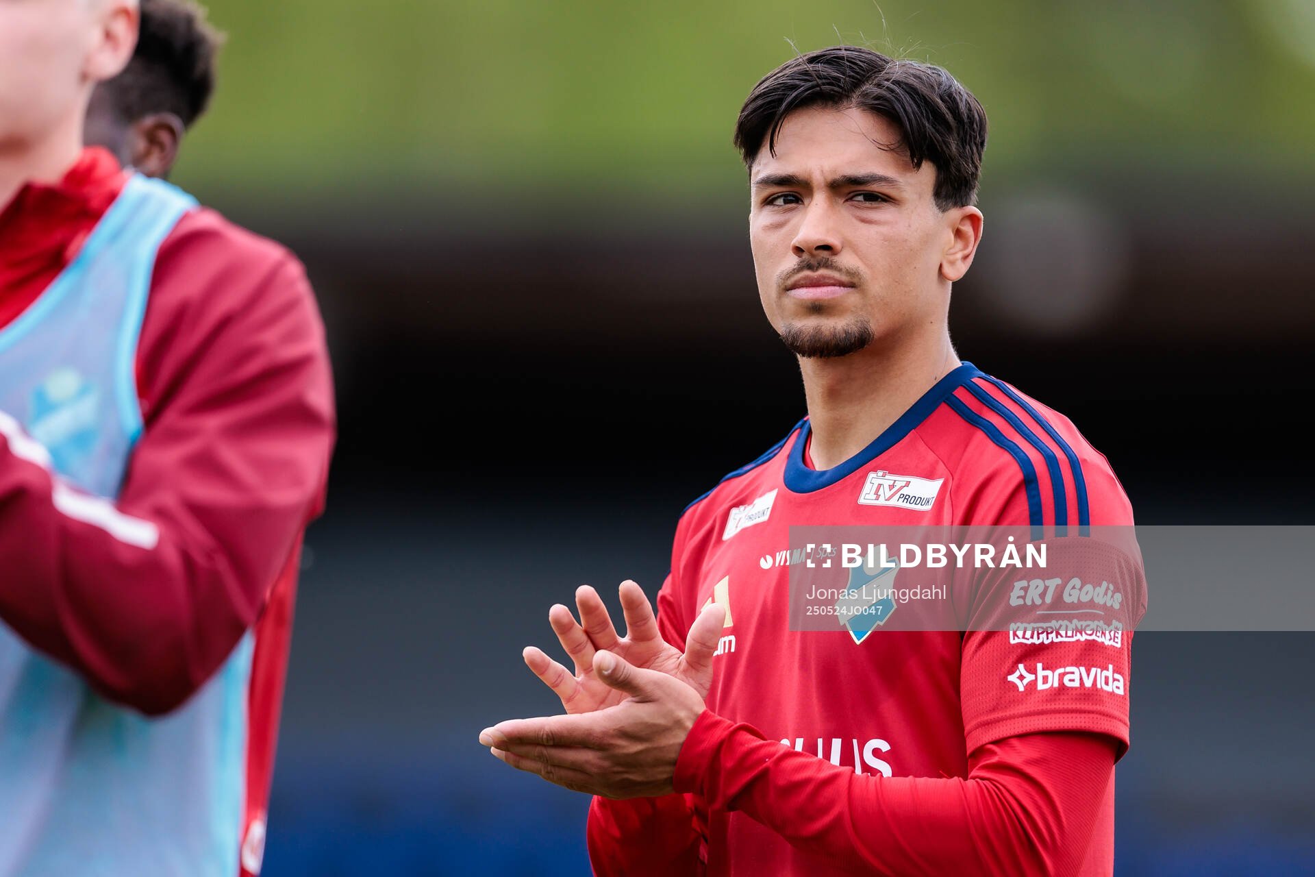 Östers Lukas Bergquist efter fotbollsmatchen i Allsvenskan mellan Värnamo och Öster den 24 maj 2025 i Värnamo. 