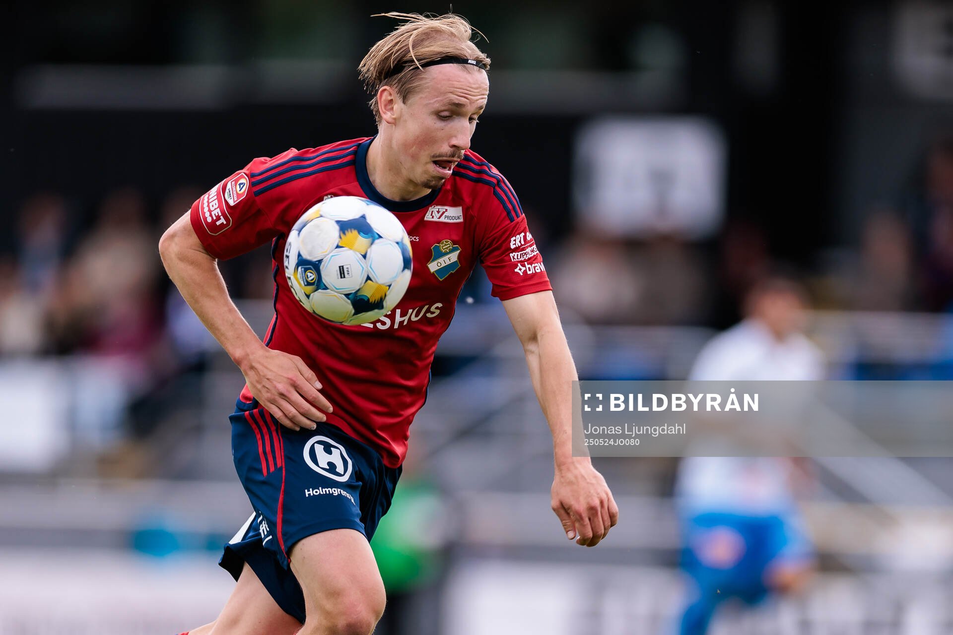Östers David Seger under fotbollsmatchen i Allsvenskan mellan Värnamo och Öster den 24 maj 2025 i Värnamo. 